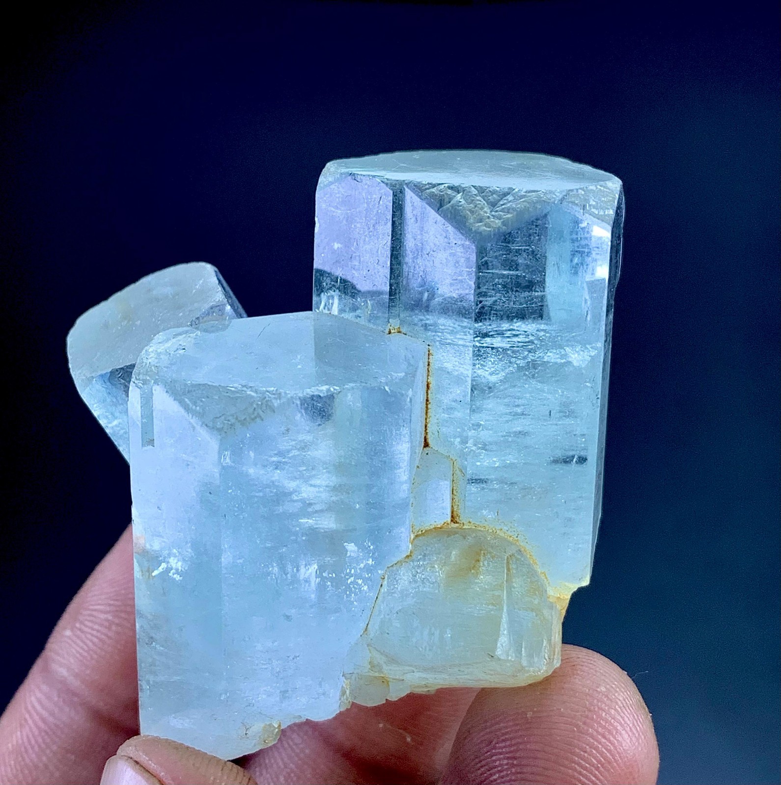 293Carat Top Quality Aquamarine Crystal From Skardu Pakistan.Rare Color