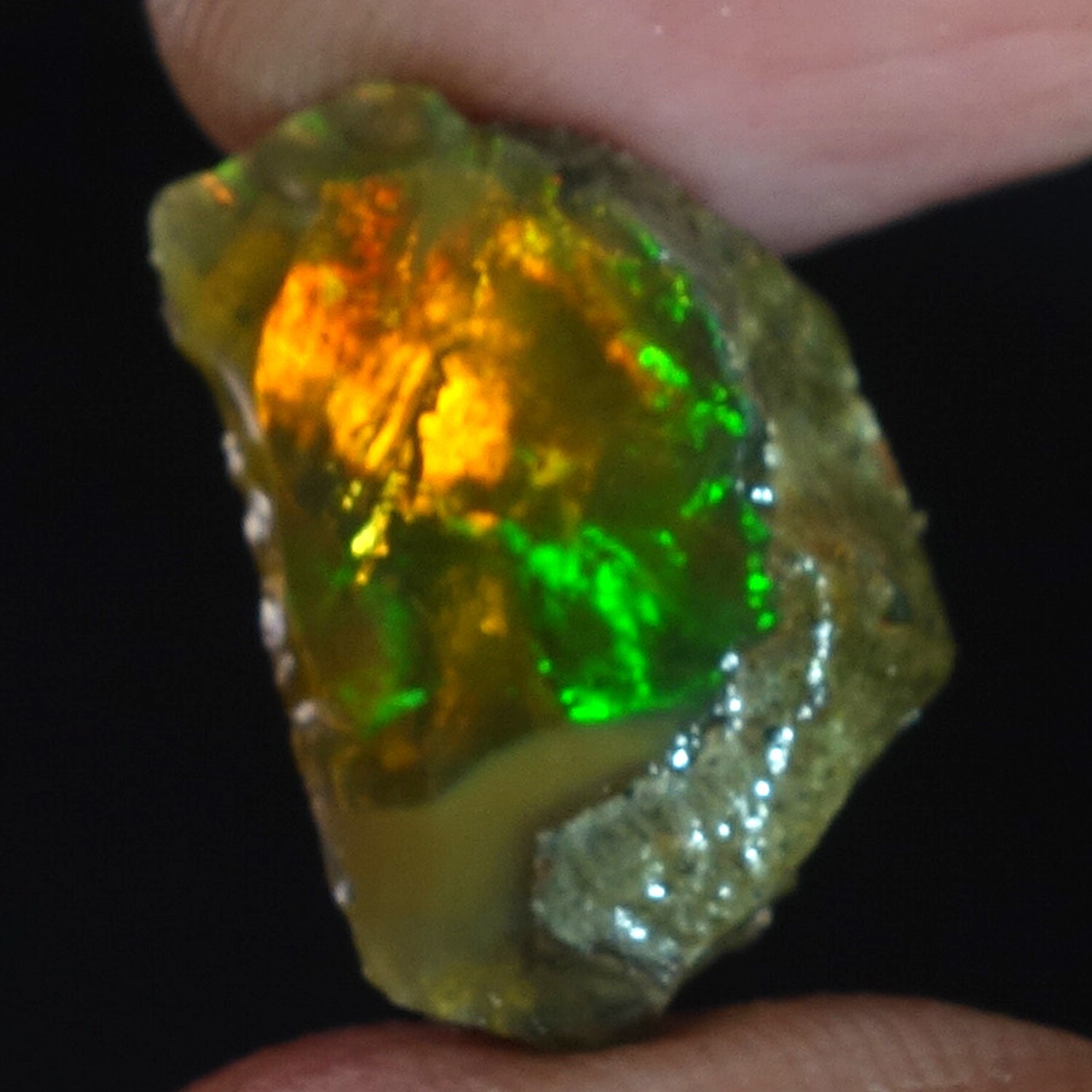10.50 Ct Natura Multi Fire Ethiopian Opal Oil Raw Rough 12X20X07 MM