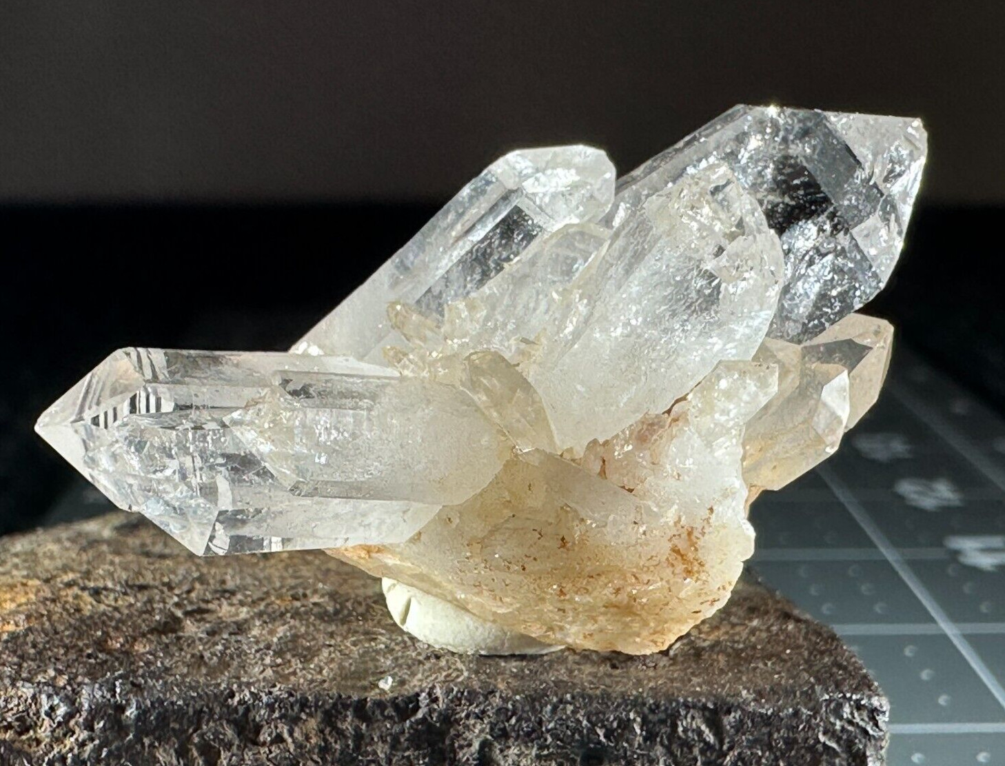 ➤ Natural 1-7/8 Inch QUARTZ CRYSTAL CLUSTER – Hot Springs Arkansas VIDEO➤344