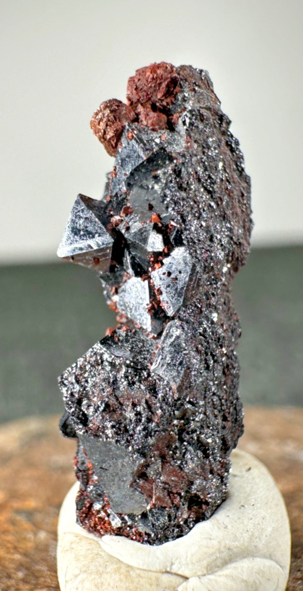 ➤ 7/8″ MAGNETITE OCTAHEDRAL CRYSTAL Specimen – Cedar City Utah VIDEO➤1115