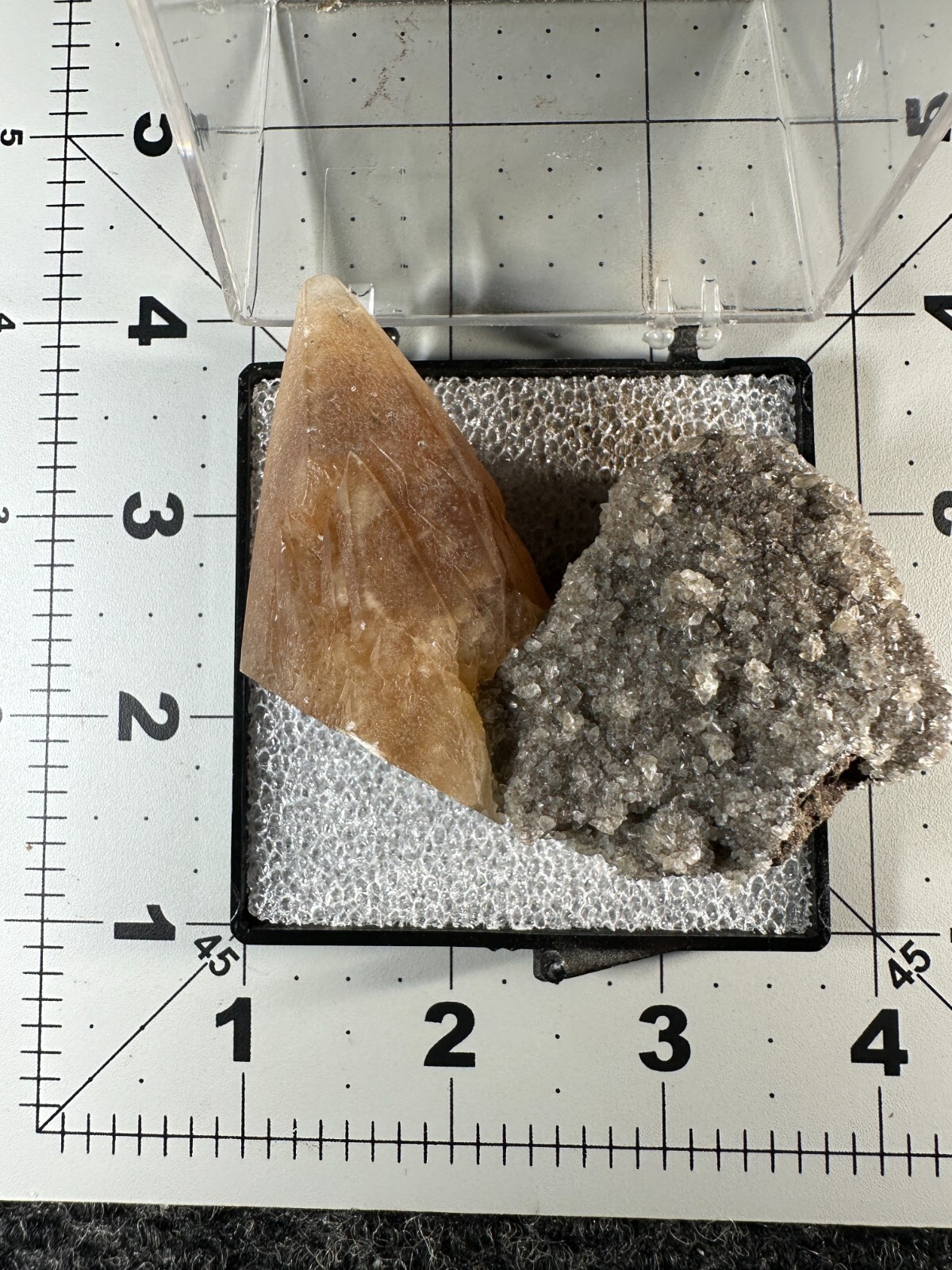 ➤ 2-1/2″ HONEY CALCITE CRYSTAL with 2″ MICRO CALCITES Pugh Quarry Ohio VIDEO➤581