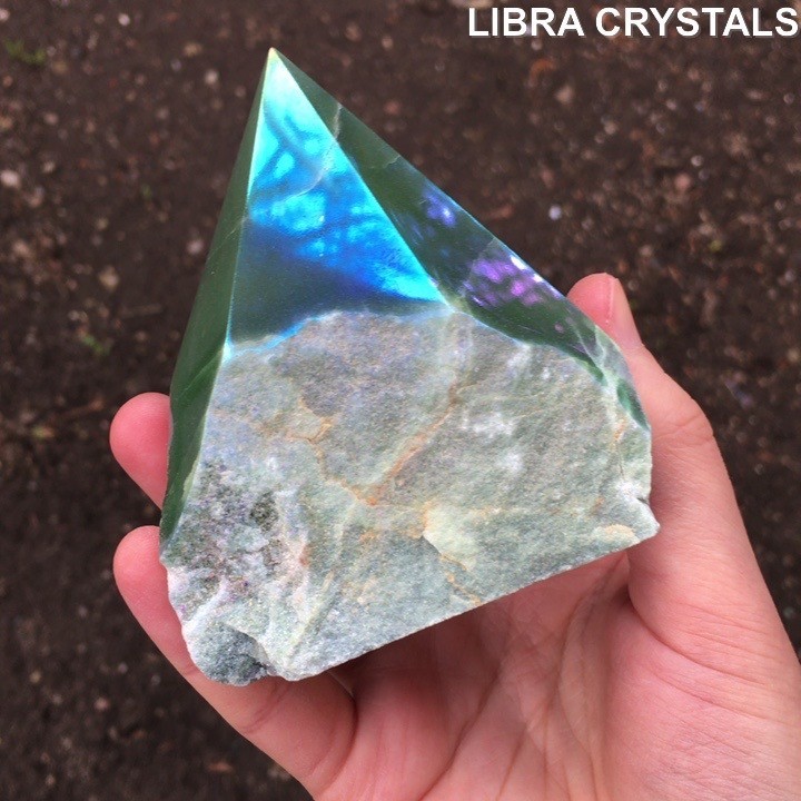 Green Aventurine Crystal Point Polished Generator Tower Aura Finish 328g 3.5″