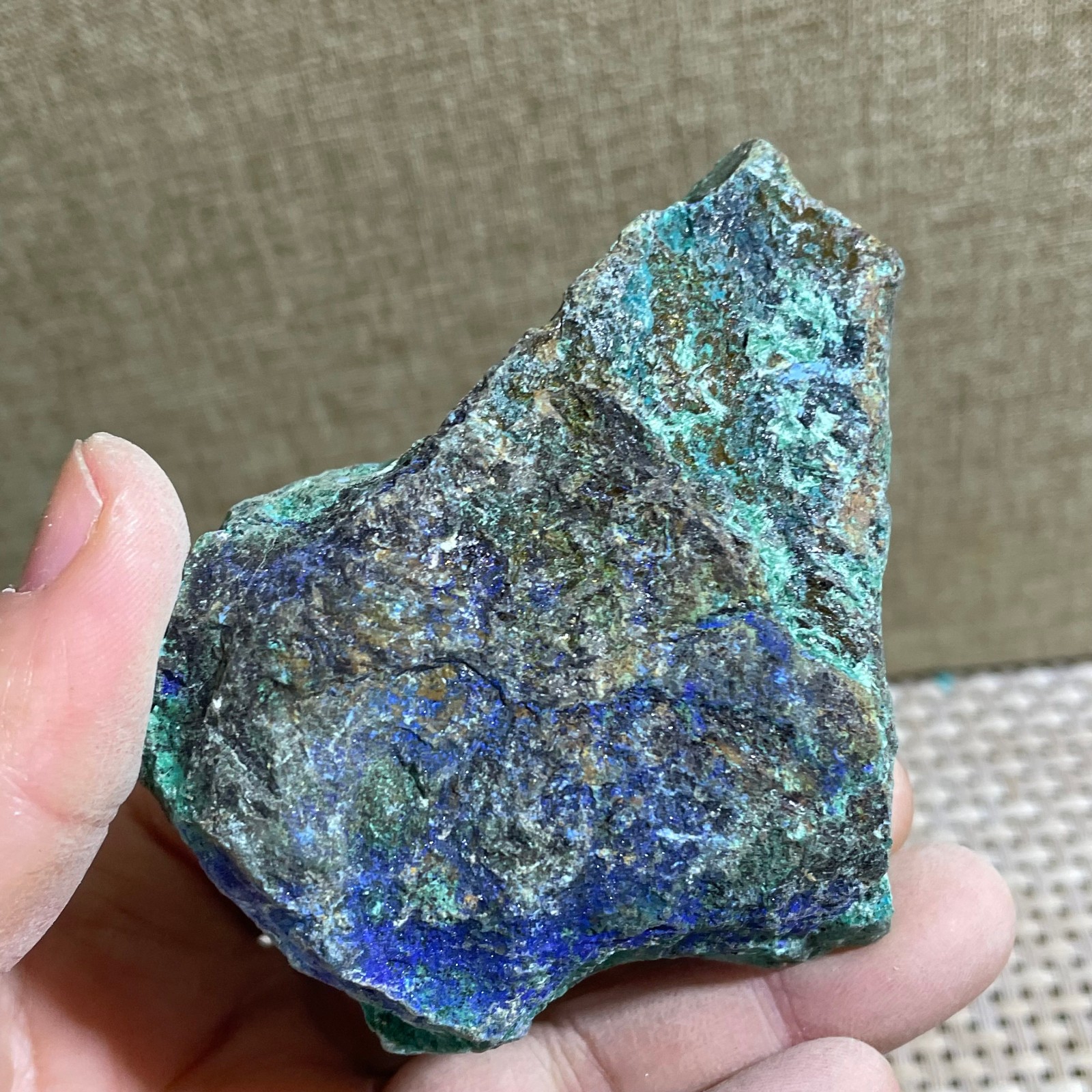 Restoration of Blue Copper Ore Quartz Crystal Mineral Samples 183g