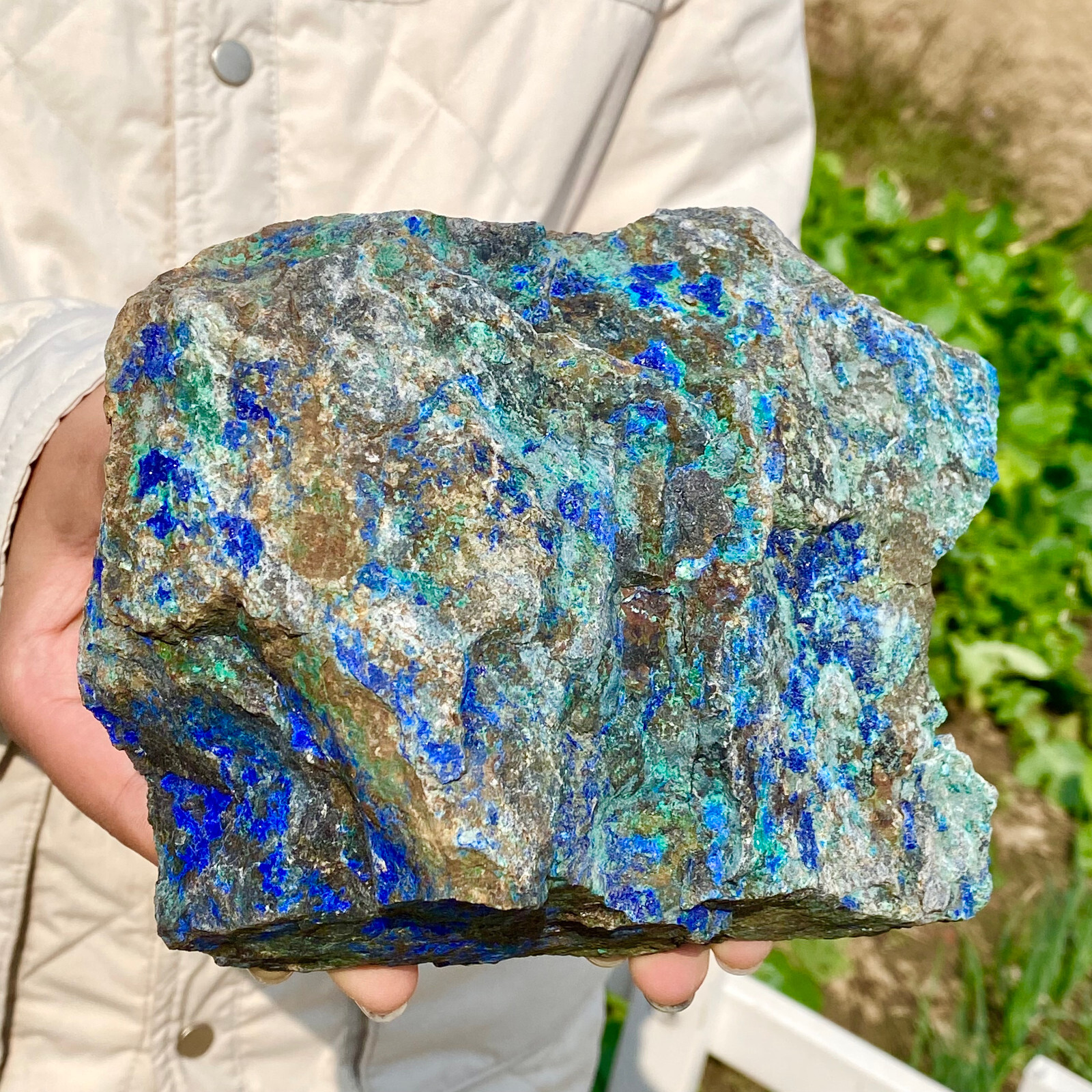 3.2LB Rare crystal specimens of magnesium phosphate blue copper ore in Morocco