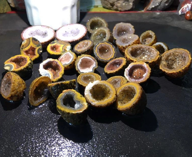 14Pair Rare China Natural Warring States Red Agate Geode Quartz Crystal Slices