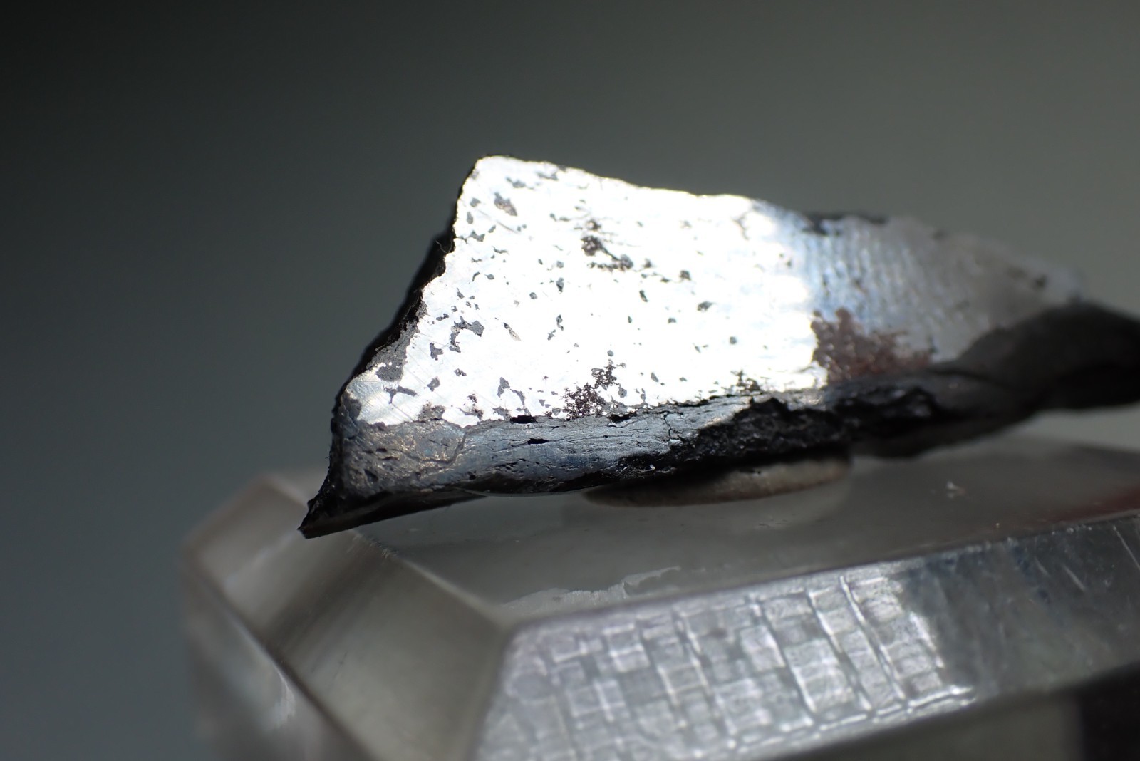 NATIVE IRON IN BASALT * VERY RARE ! Khungtukun Massif, Taimyr, RUSSIA