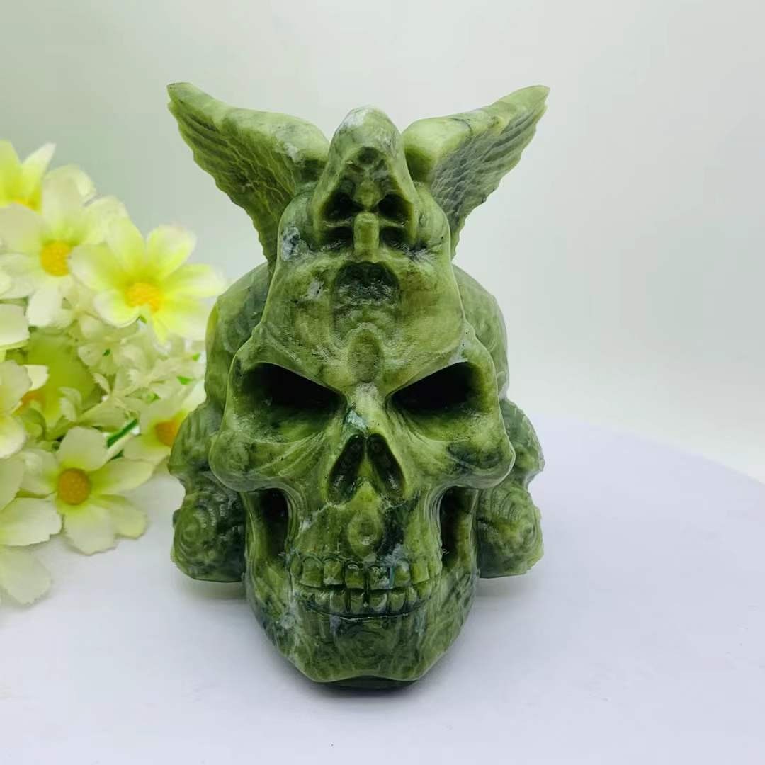 1pc Natural Serpentine Quartz Carved Death Skull Crystal Reiki Healing Decor