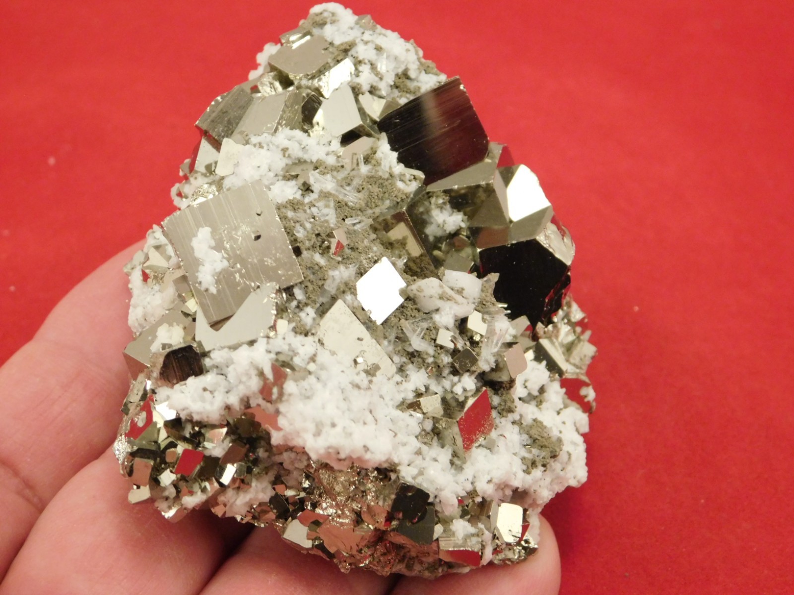 NICE! PYRITE Crystal CUBE Cluster with Druzy Quartz From Peru 233gr