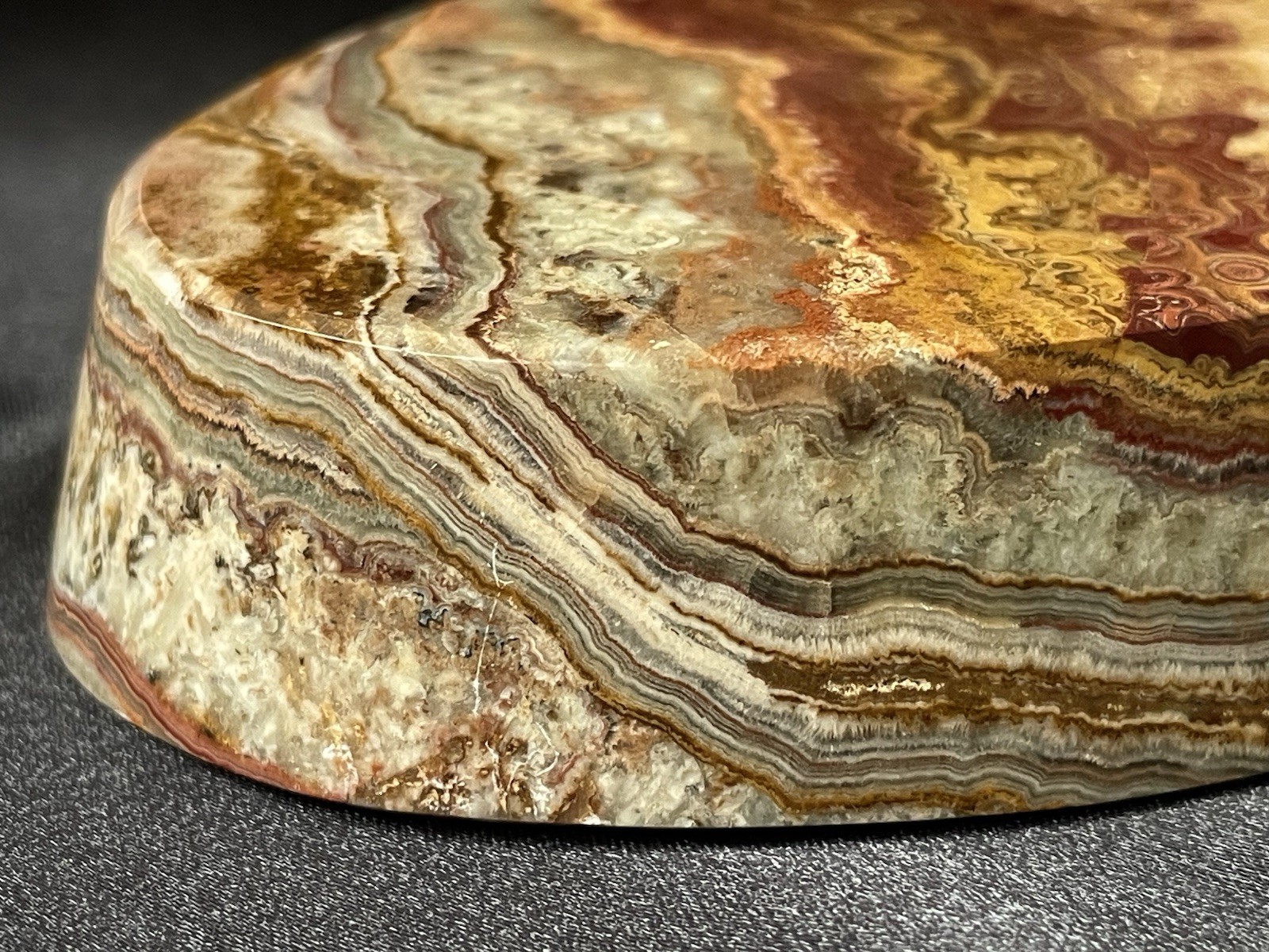 Carved And Polished Stone Dish Crazy Lace Agate Oval Jewelry Dish Cufflinks Tray