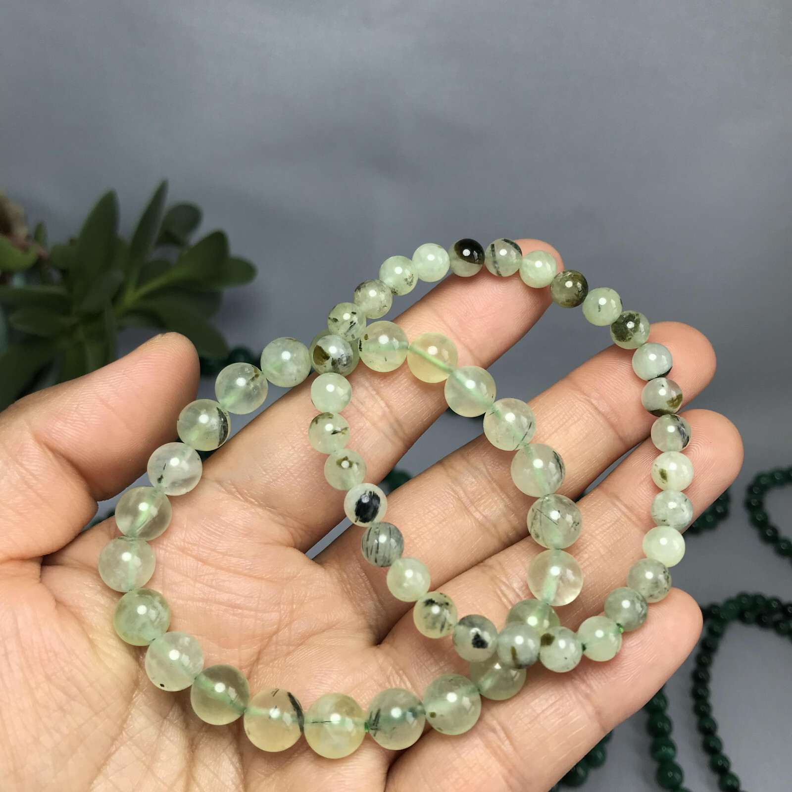 6mm/8mm Natural grape gemstone Crystal beads bracelet 29g-30g A5285