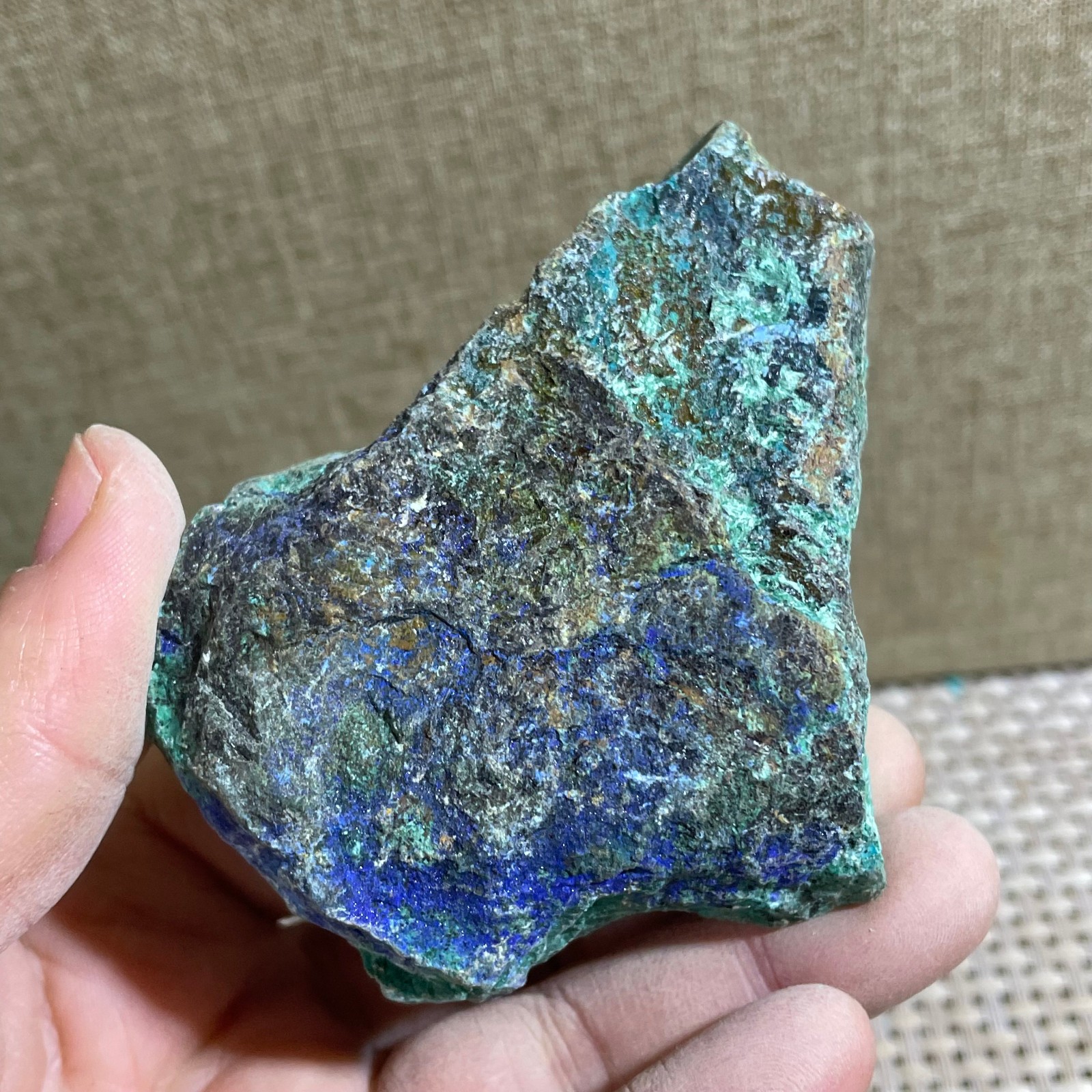Restoration of Blue Copper Ore Quartz Crystal Mineral Samples 183g