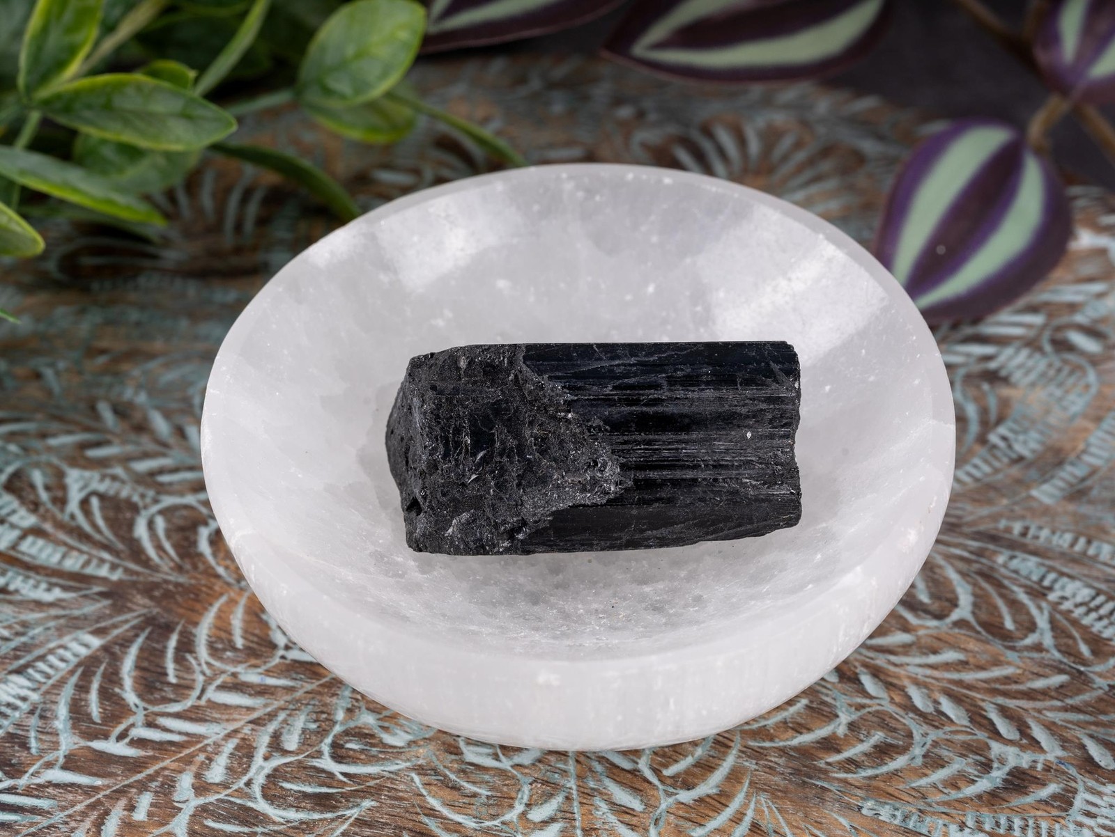 Black Tourmaline Raw Healing Stone for Meditation, Reiki, Energy Healing, 1 pc