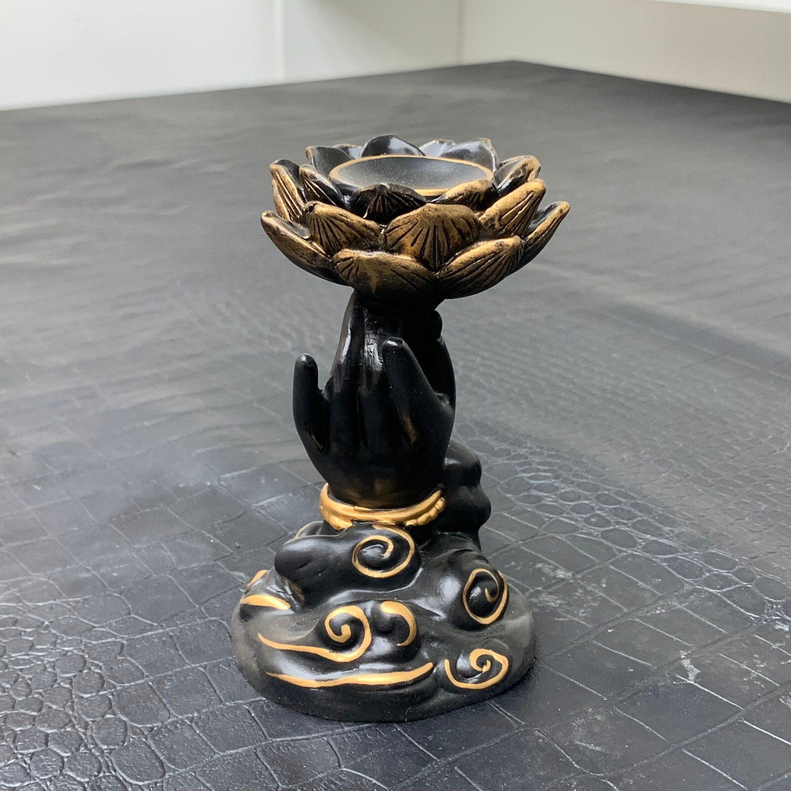 Lotus hand Sphere Resin Holder Stand Base Crystal Ball showing stand C123