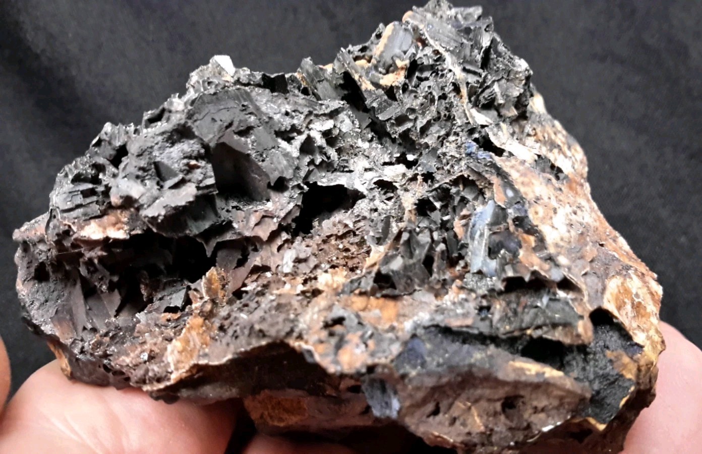 3.5″ SMITHSONITE on GOETHITE from Laurion, GREECE