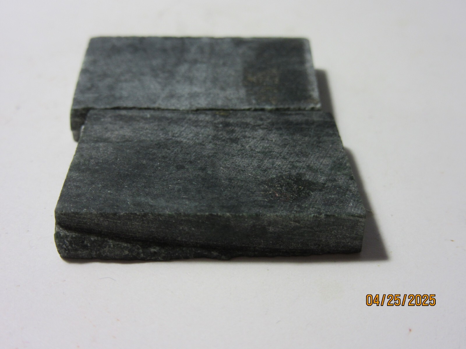 One Mountain Meadow Green Nephrite 1 5/16″ Slice Collectible MMGNS-71