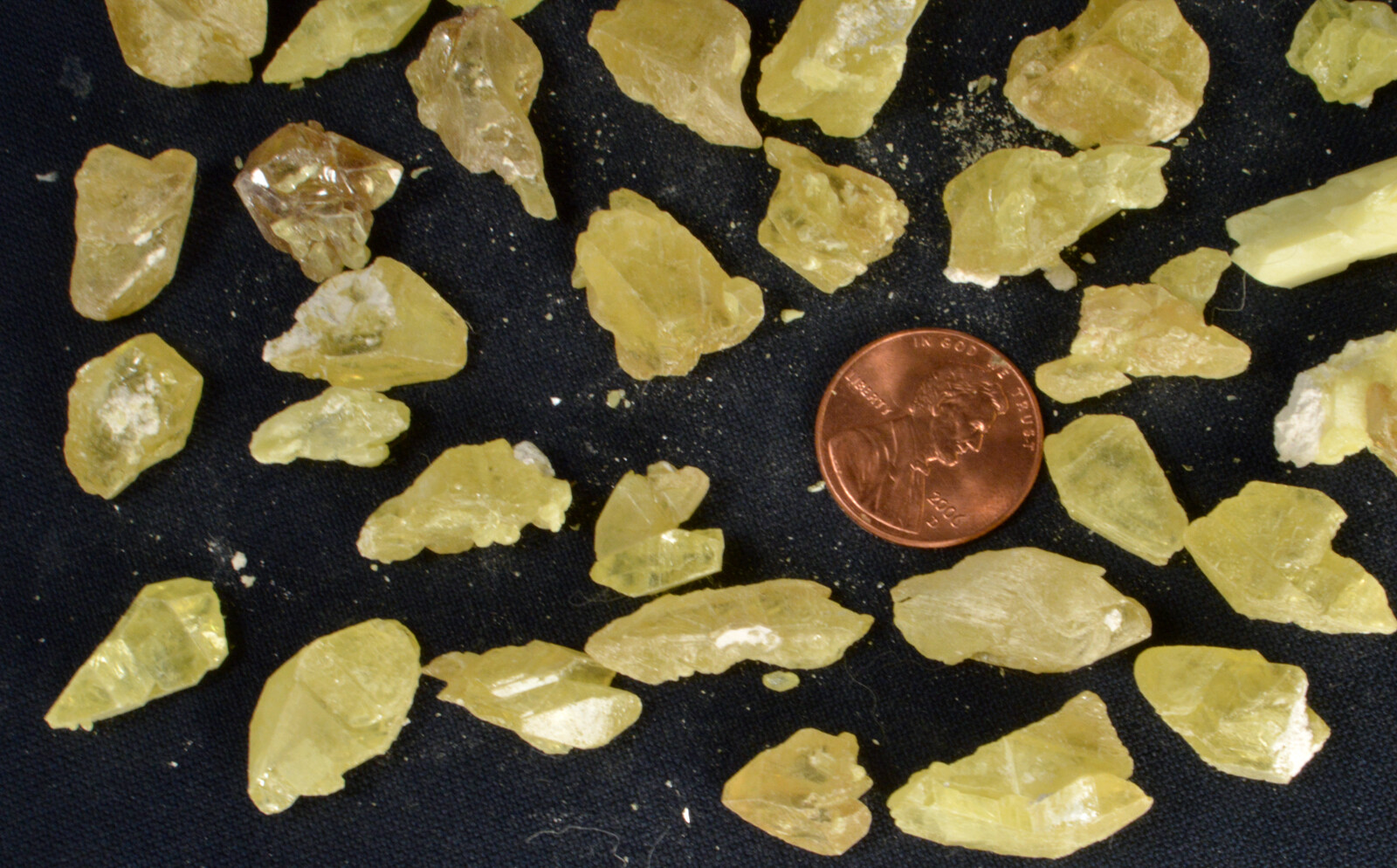 #9104 Sulfur Crystal – Alma Mine, New Mexico [ONE PIECE ONLY]