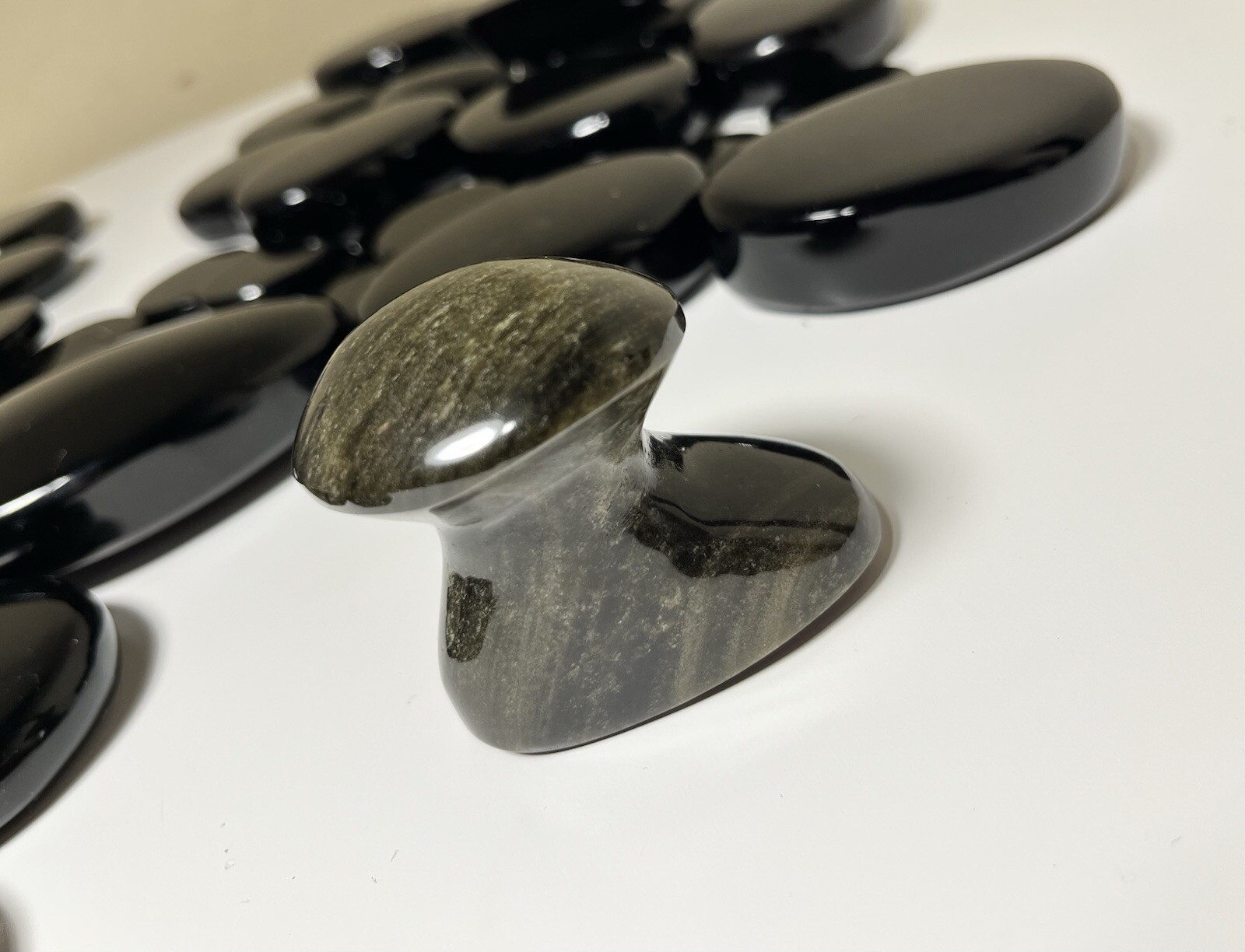 Gold and Black Obsdian Stone: Hot Stones for Massages,Spheres,Bracelets!!!