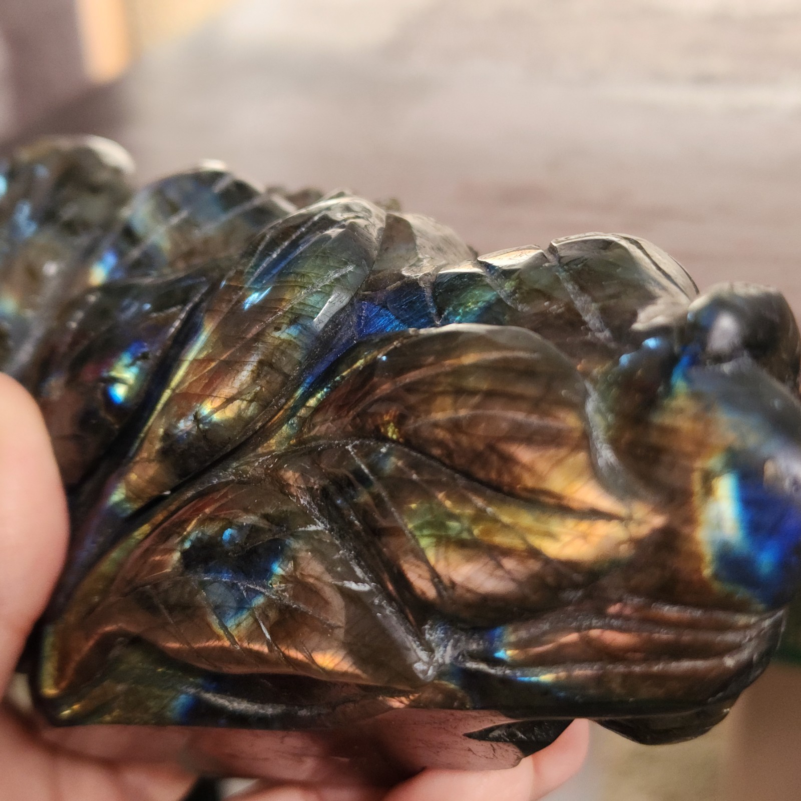 Labradorite Hand Carved Lizard In The Leaves 3.75″ Tall – 924 grams – USA