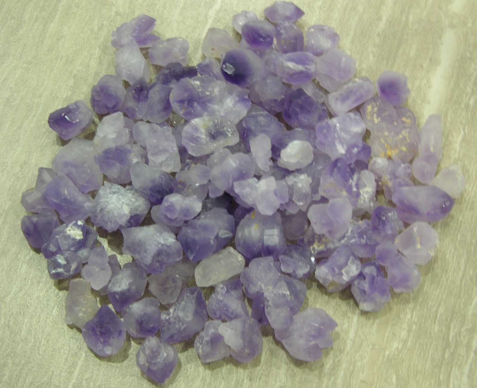 1 lb or 454g Vietnam Natural Rough Raw Amethyst Crystal Specimen 1/2 in to 1 in