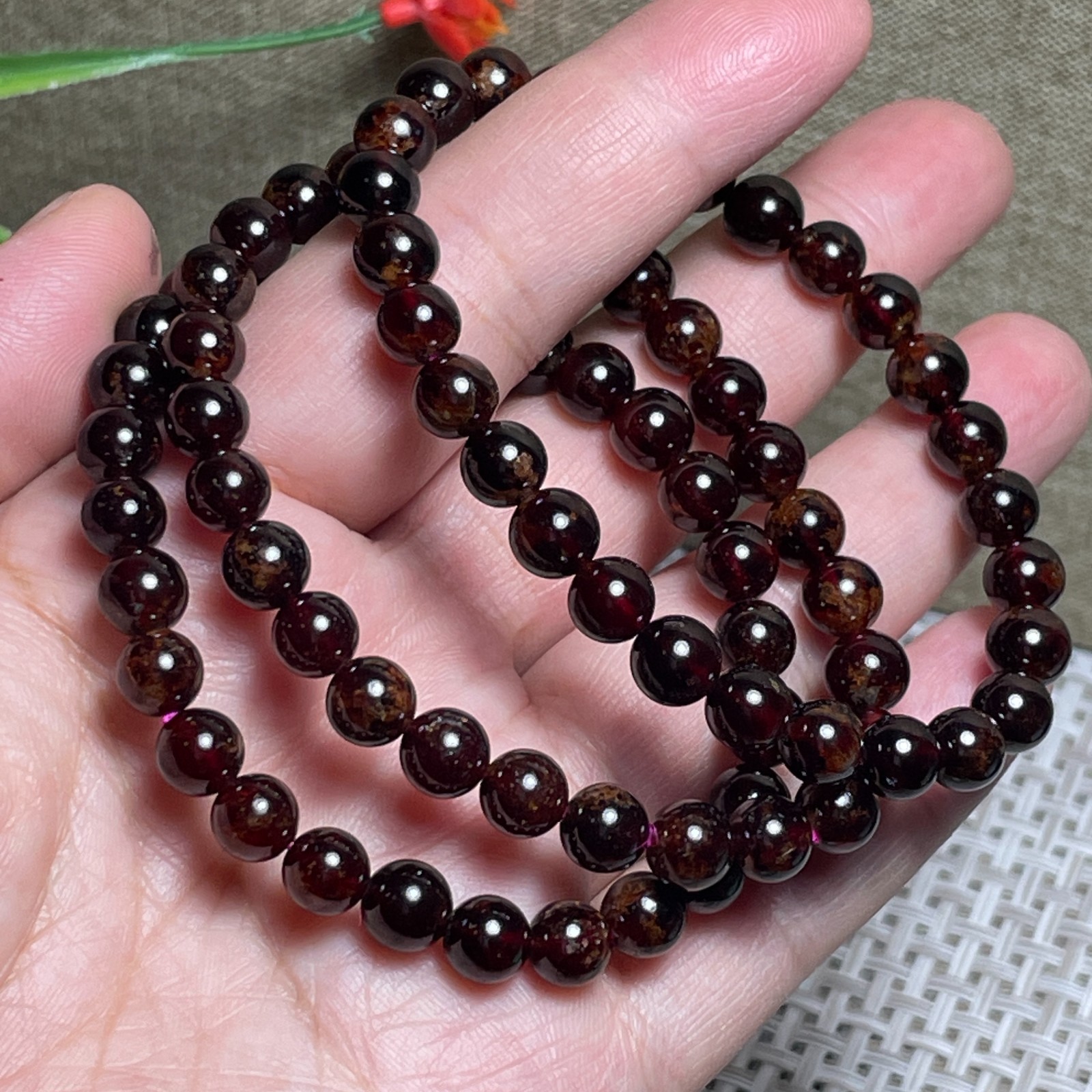Wholesale 1Pcs 6mm red garnet stone ball beads 6mm 7.5”crystal Stretch Bracelet
