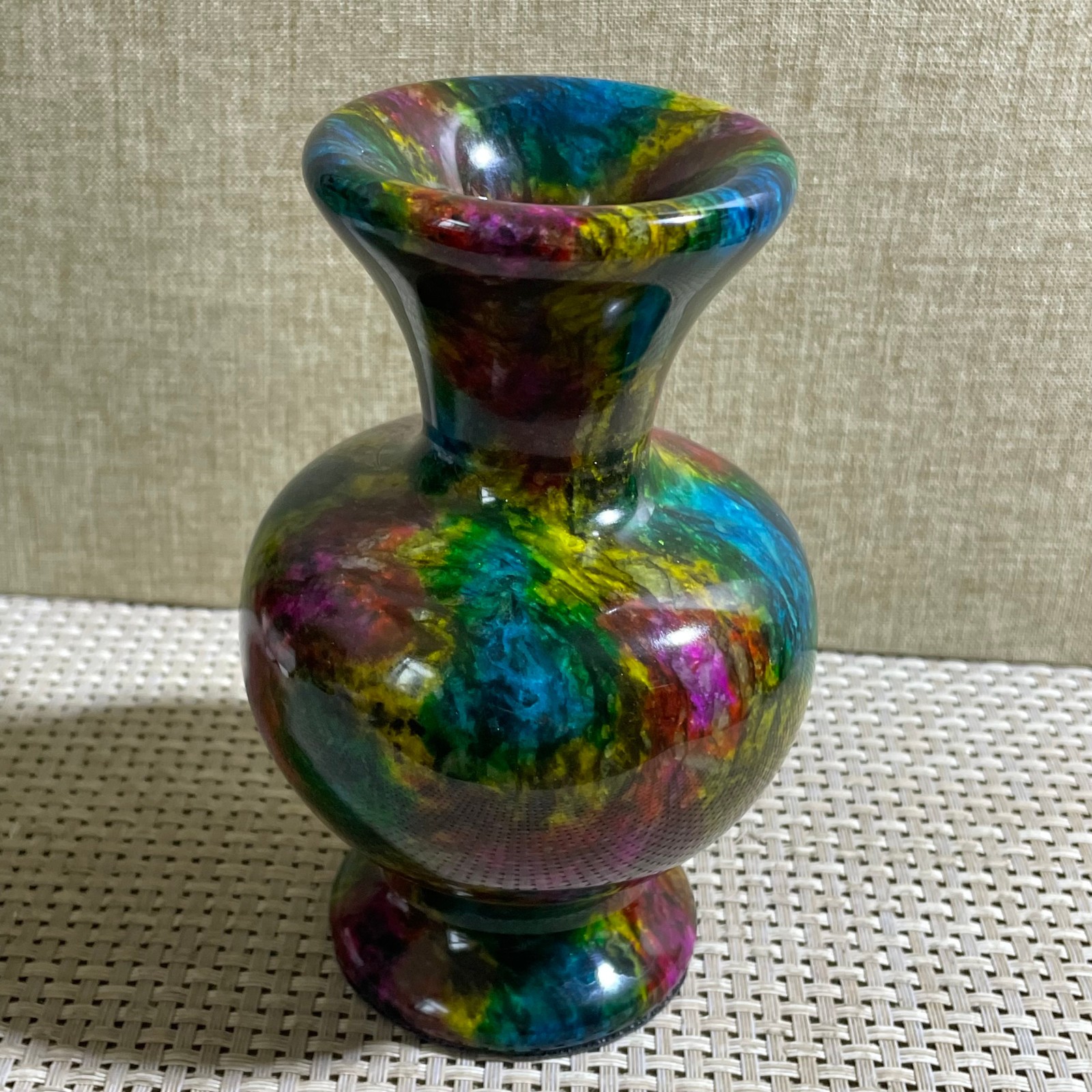 871g Seven Colors Jade vase specimen Decorative -Taiwan China