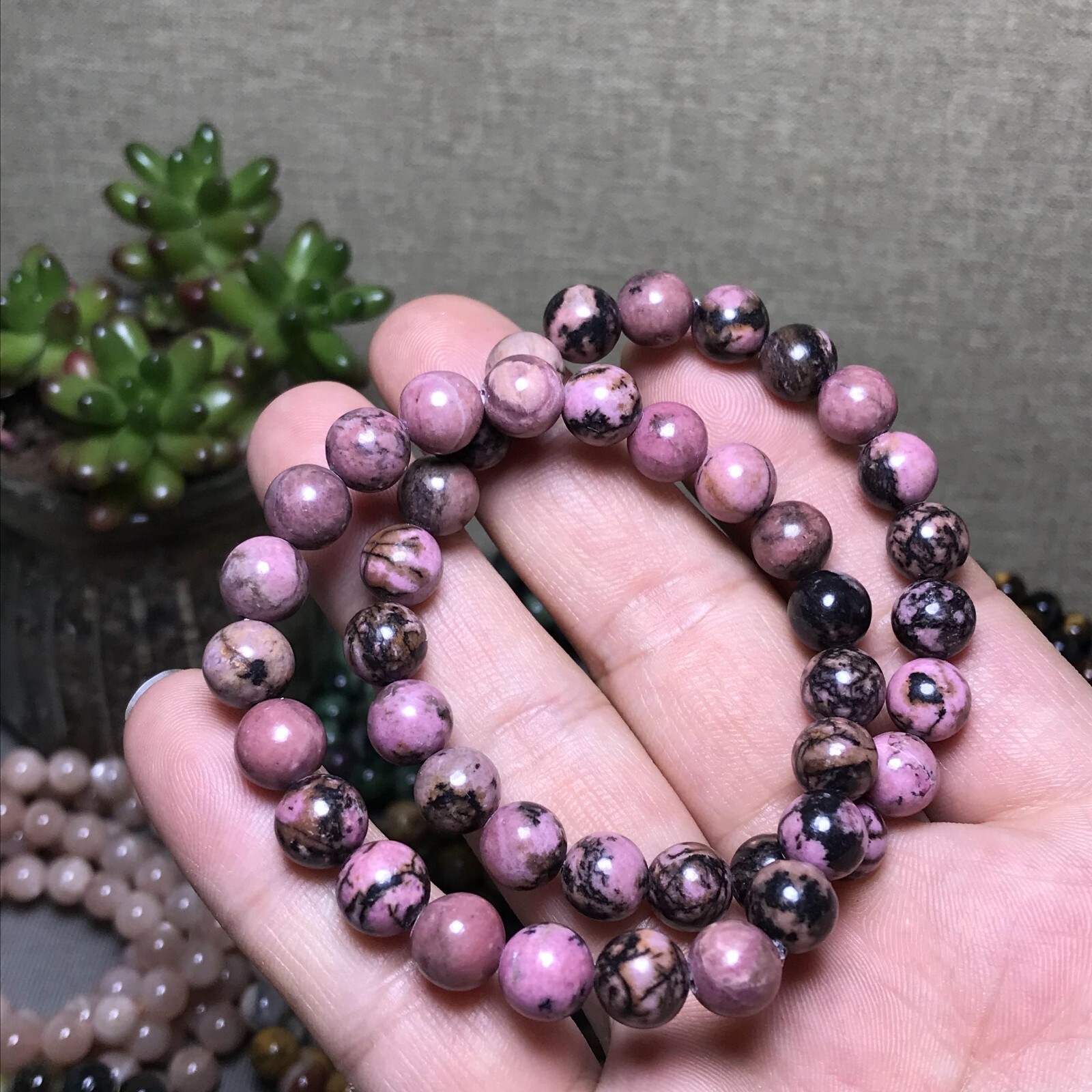 10Pcs Wholesal Natural Polish Red rose stone bracelets Crystal ball 8mm