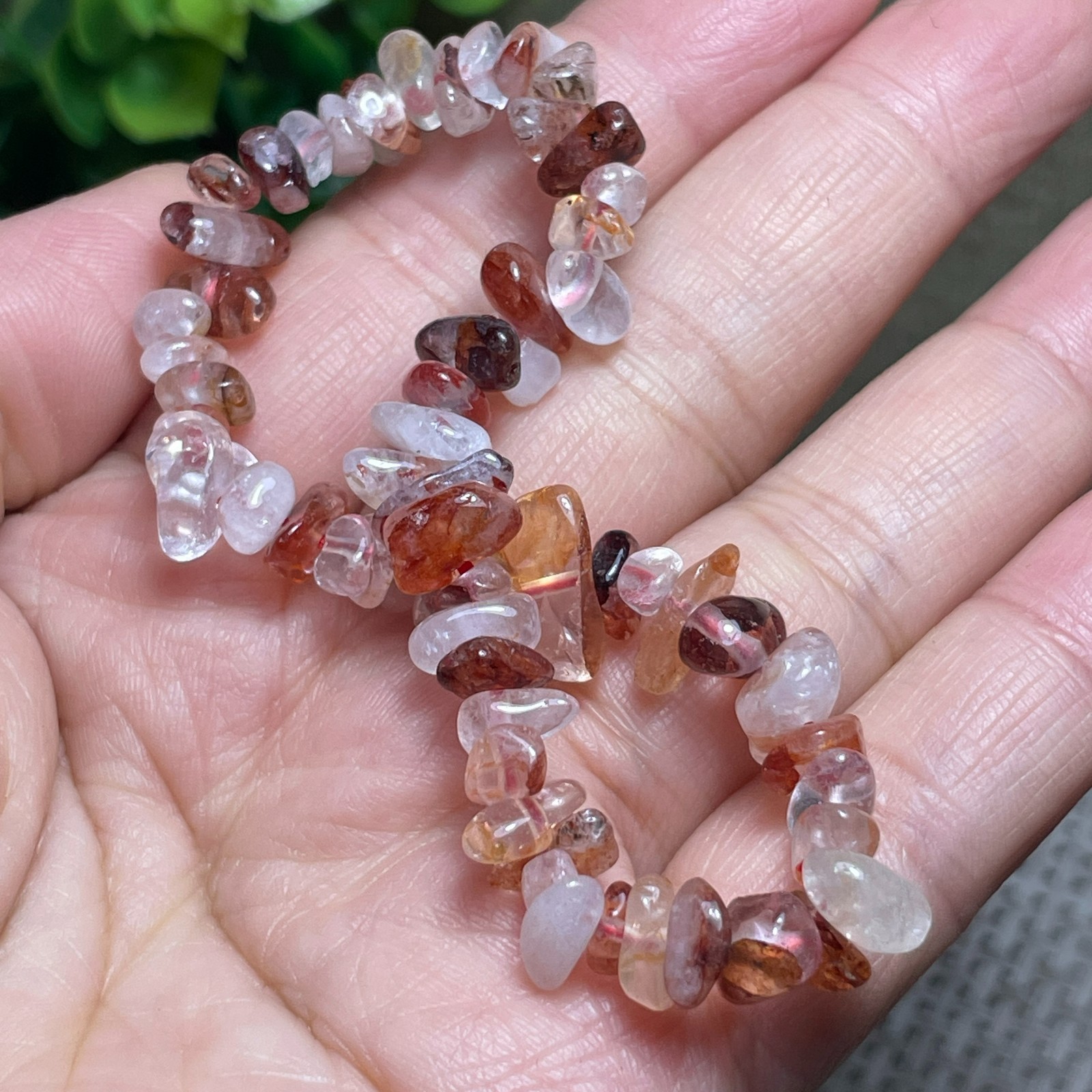 1pcs Red Hematoid Fire stone crystal Chip gem stone beads Stretch Bracelet E