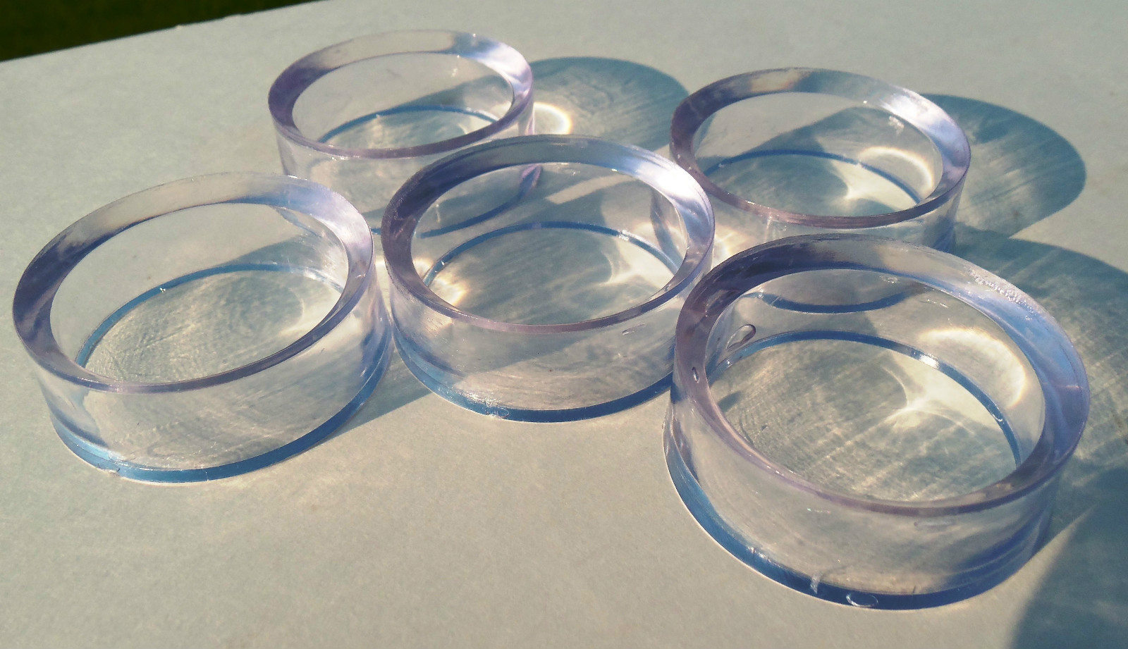 SET OF 5 LARGE ACRYLIC/PLASTIC Sphere/Egg DISPLAY STANDS – 1.5 INCH DIAMETER