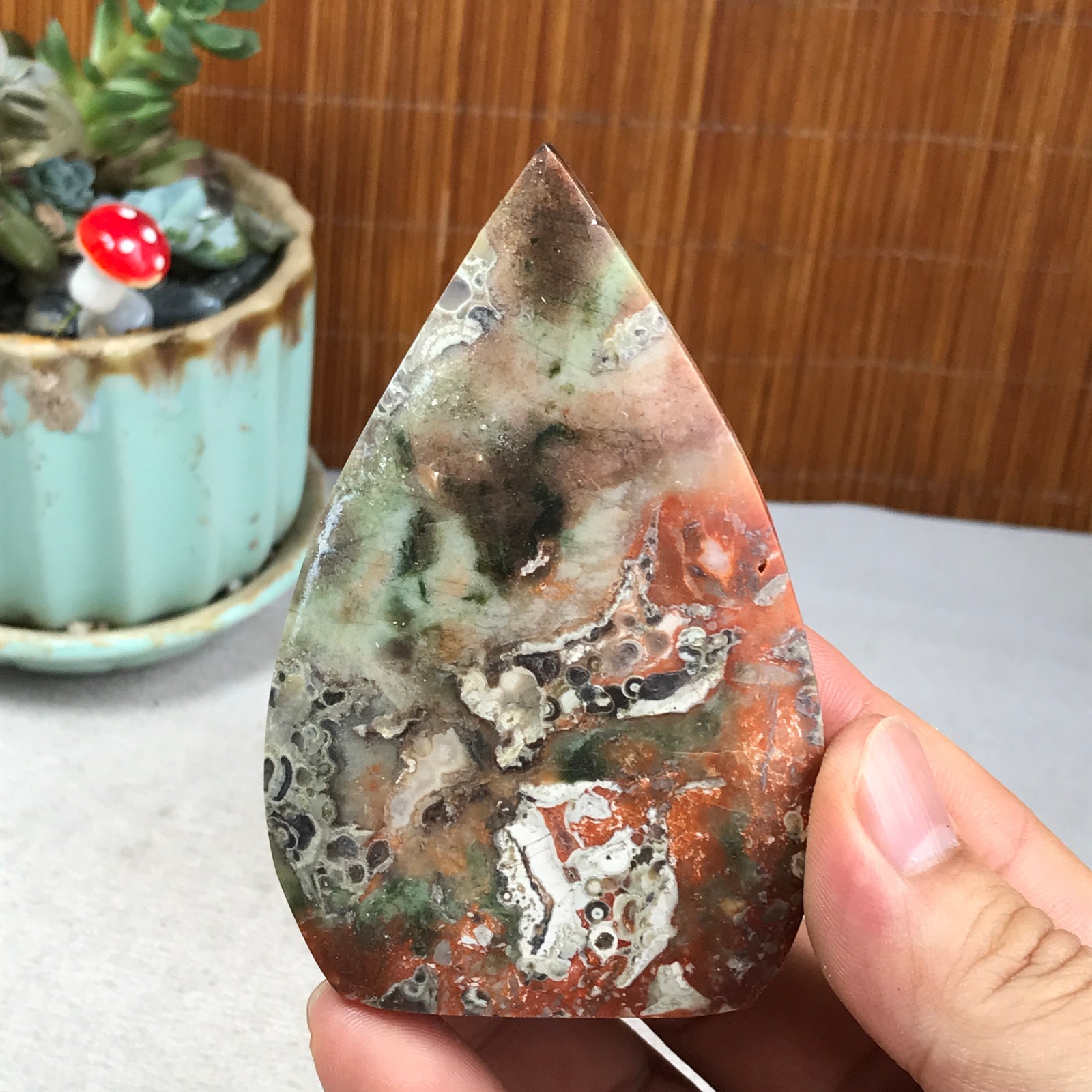 Natural money Mexico agate hand carve leaf Crystal Specimen free standing A6271