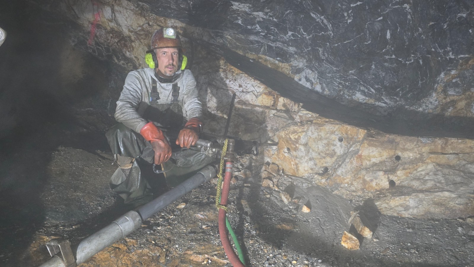 18+ lbs Gold Ore From Jason’s New Gold Mine!