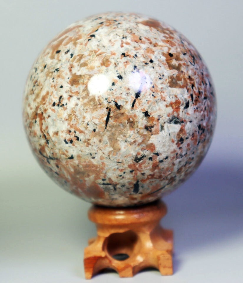 67mm Natural Maple leaf Red Granite Quartz Crystal Sphere Ball Healing / Stand