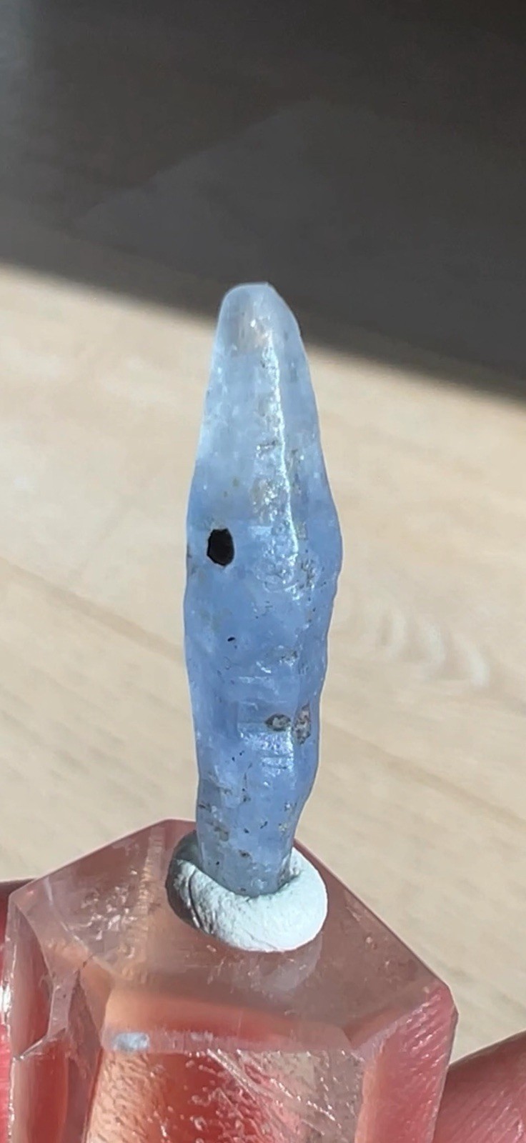 DT Sapphire Crystal