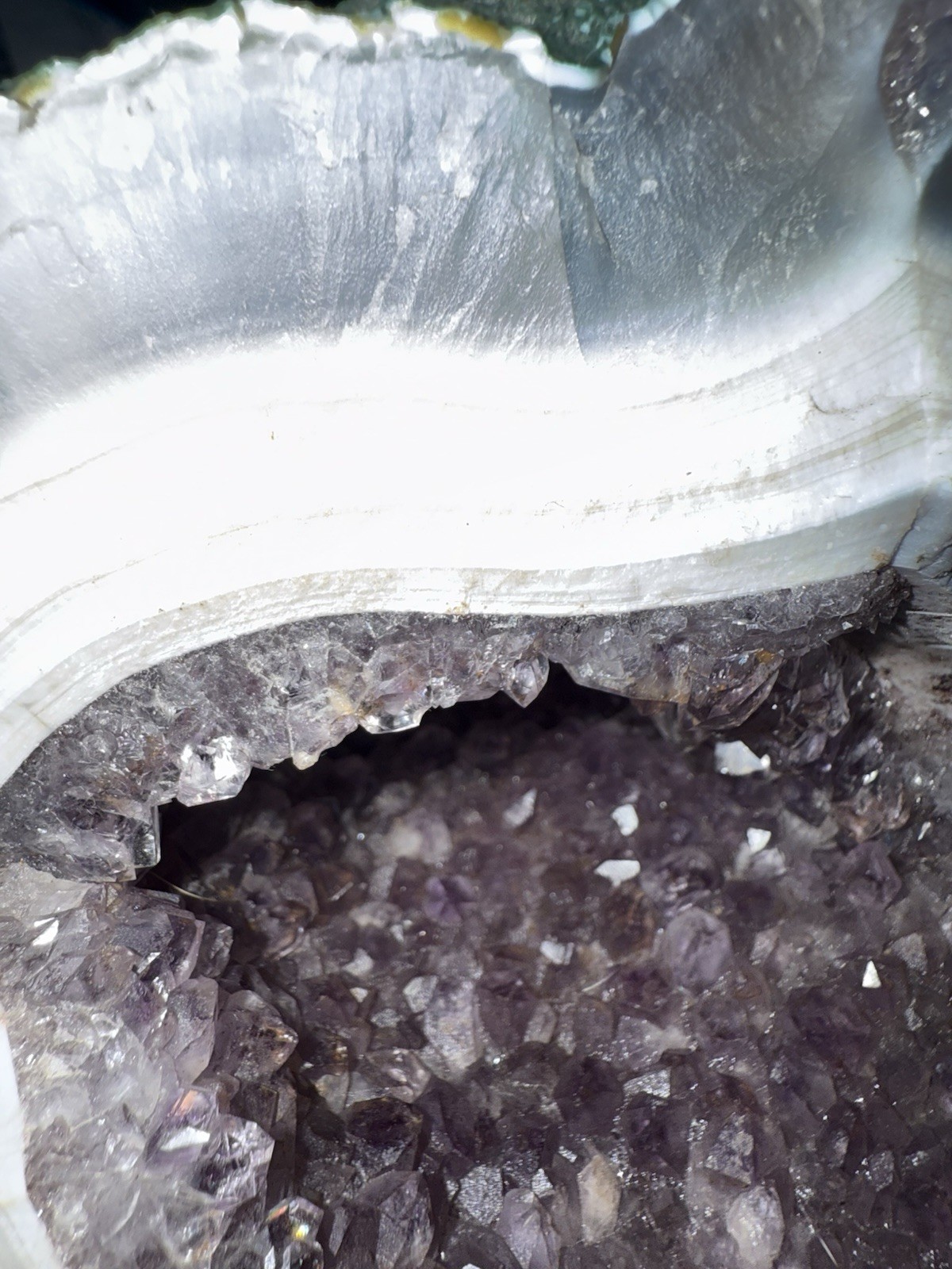 5lb 10oz Natural Amethyst Geode Quartz Crystal Cluster Mineral Specimen