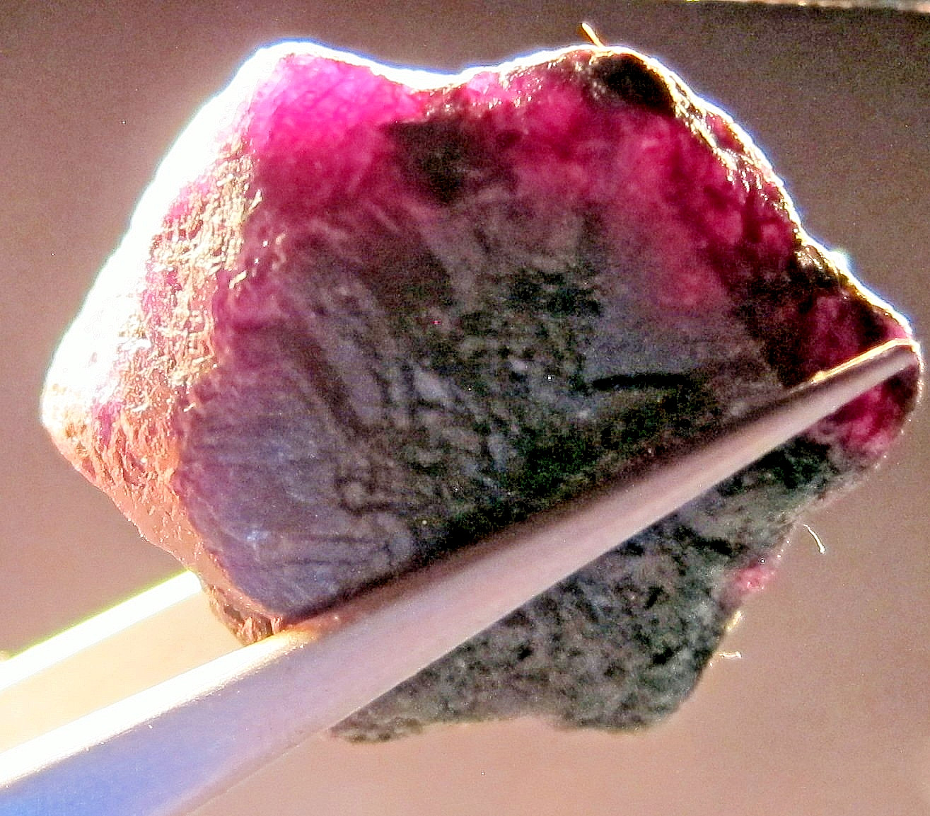 67 CT ALEXANDRITE NATURAL ROUGH COLECTOR’S CRYSTAL MINERAL GEM (N19)