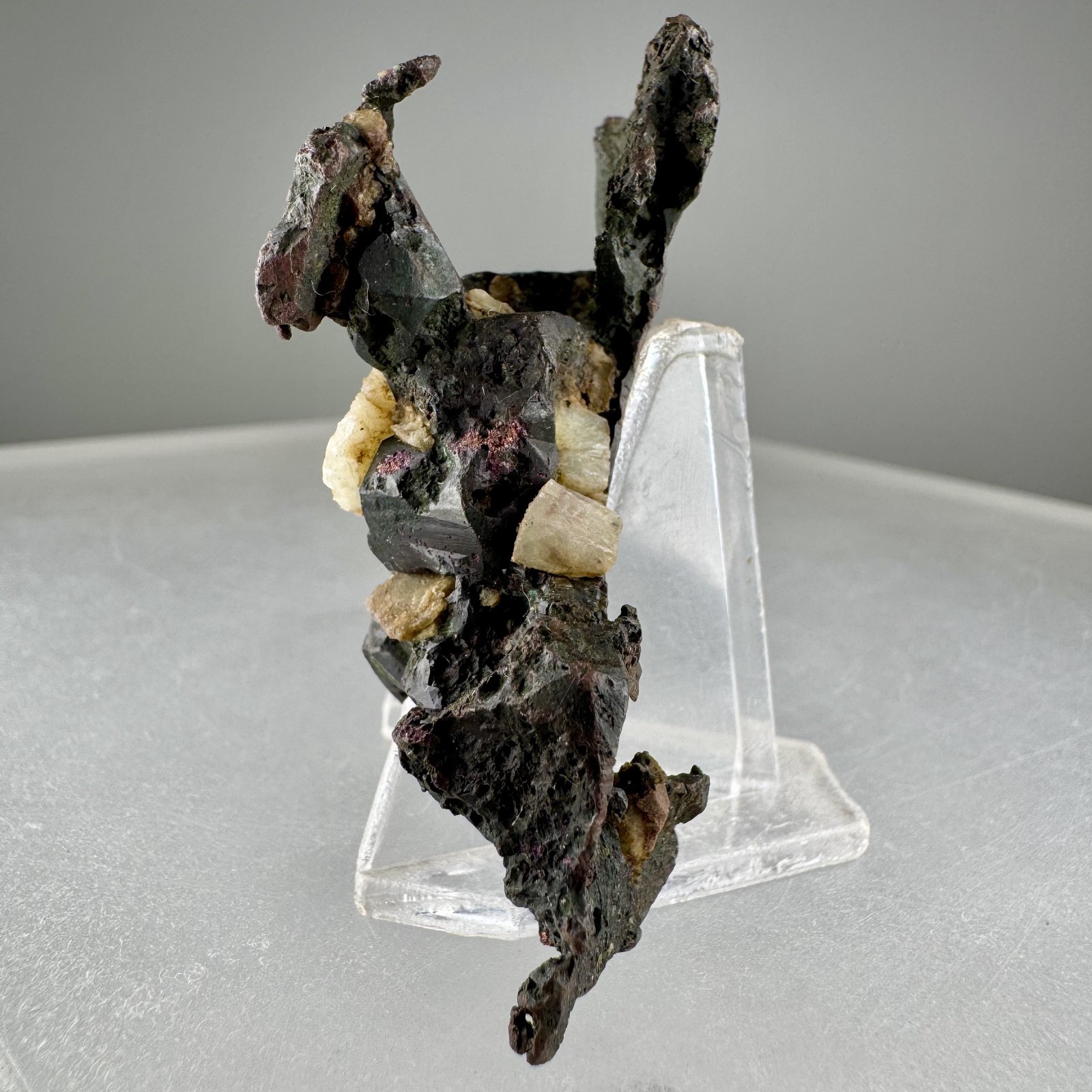 Nice Sharp Copper Crystals: No. 4 shaft, Cliff Mine, Allouez Township, Michigan