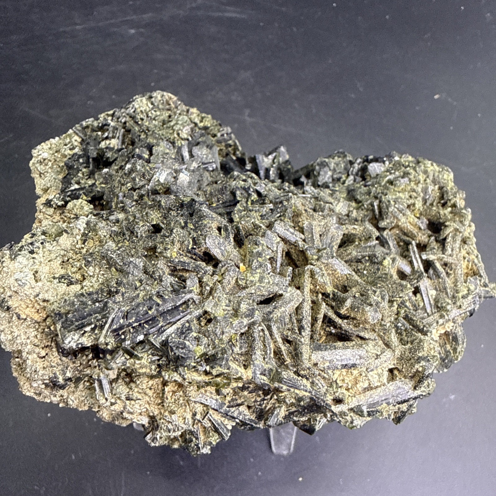 1.6 Lb Large Natural Epidote On Matrix From Pakistan. A+ Specimen,Minerals,Gems.