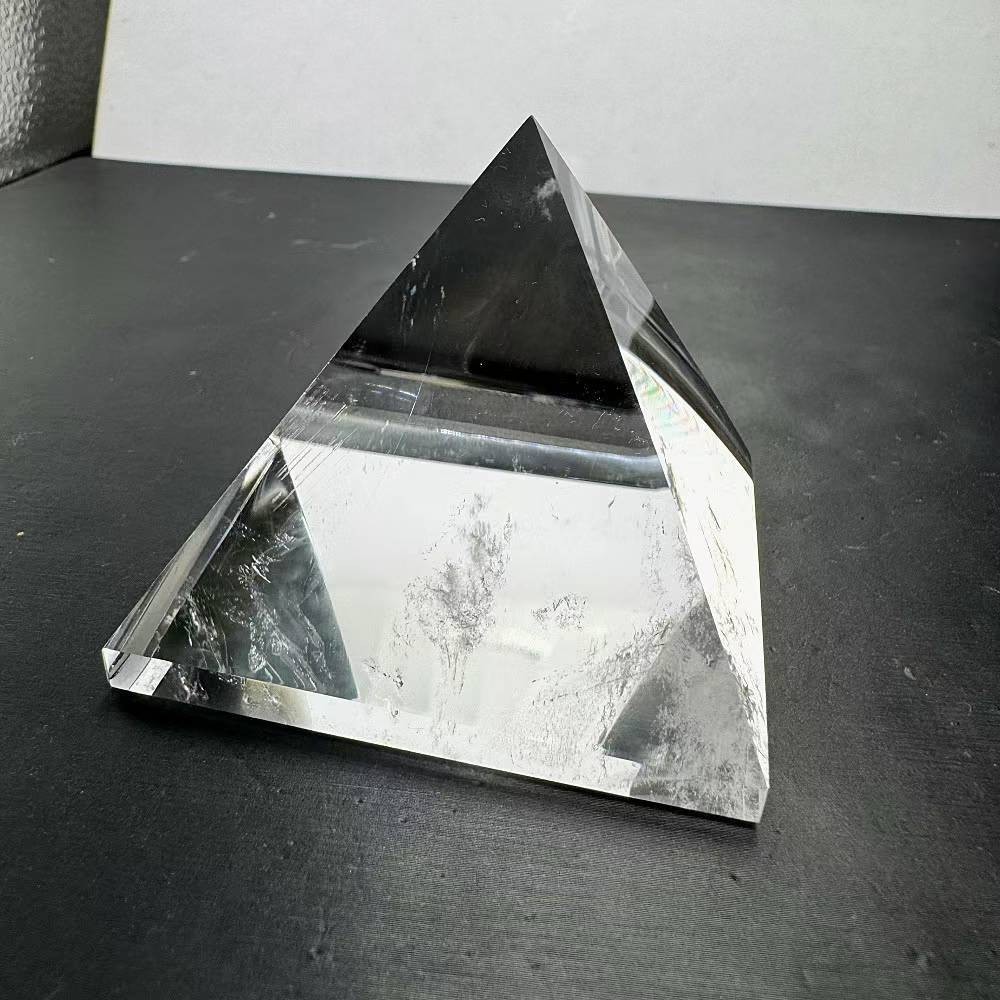 125g Natural White Quartz Carved Pyramid Crystal Reiki Healing Decor