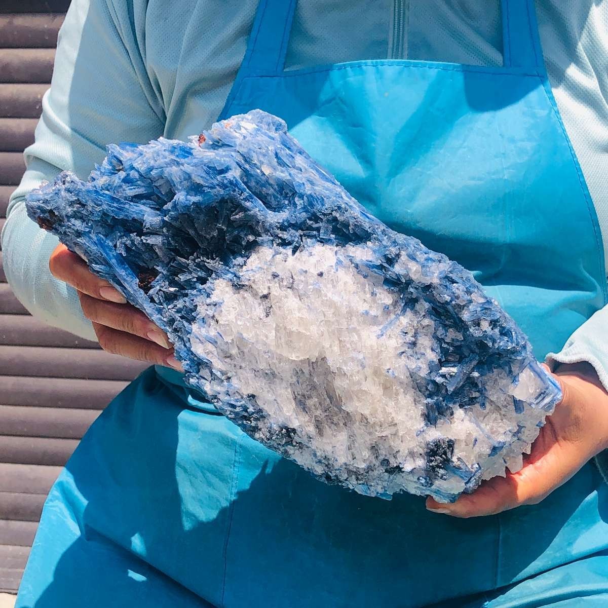 4730G Natural Blue Quartz Crystal Specimen Raw Mineral Reiki Healing Home MH5285