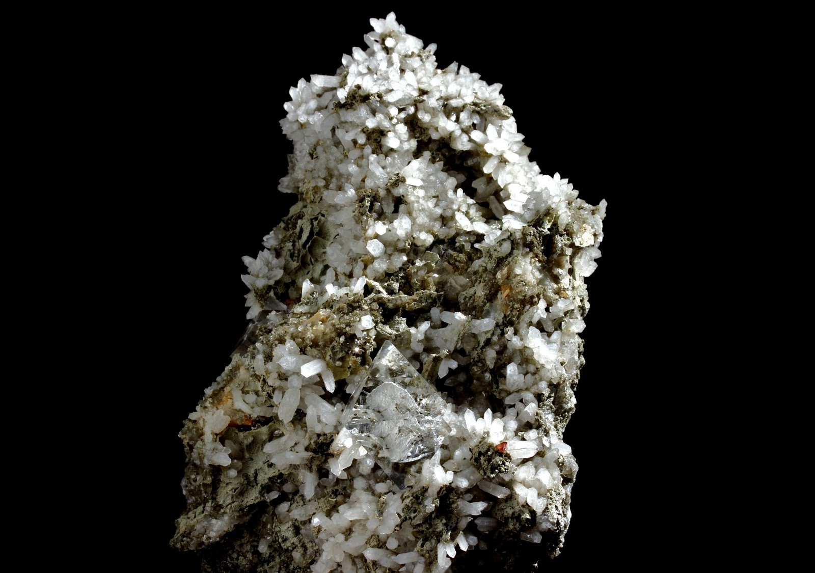 4.25in Stunning Colorless Fluorite Octahedrons Mineral From Inner Mongolia！
