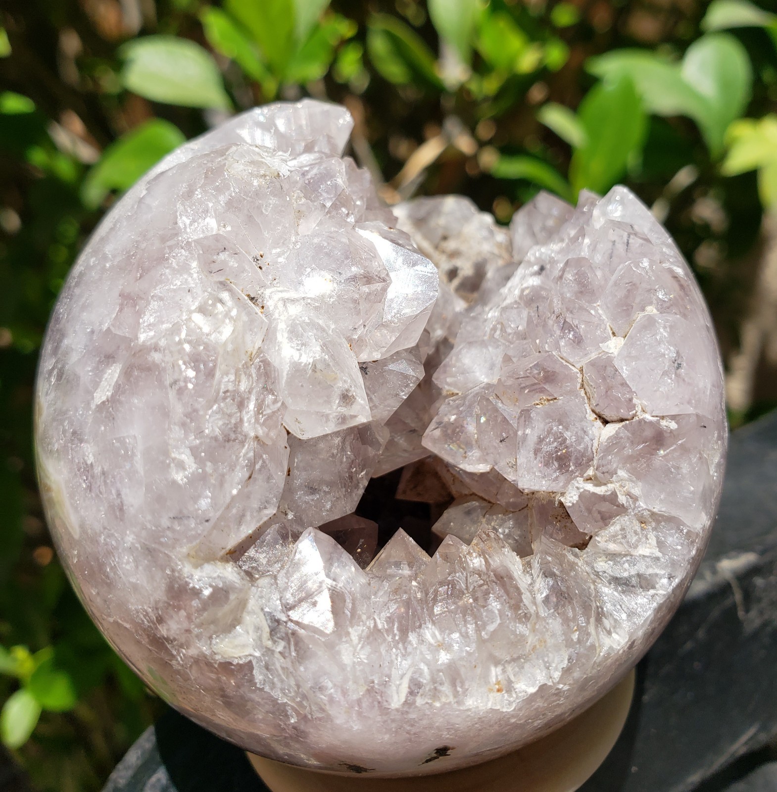 2.8″ Purple Amethyst Quartz Crystal Ball Orb Sphere Rainbows Druzy Matrix, 383g