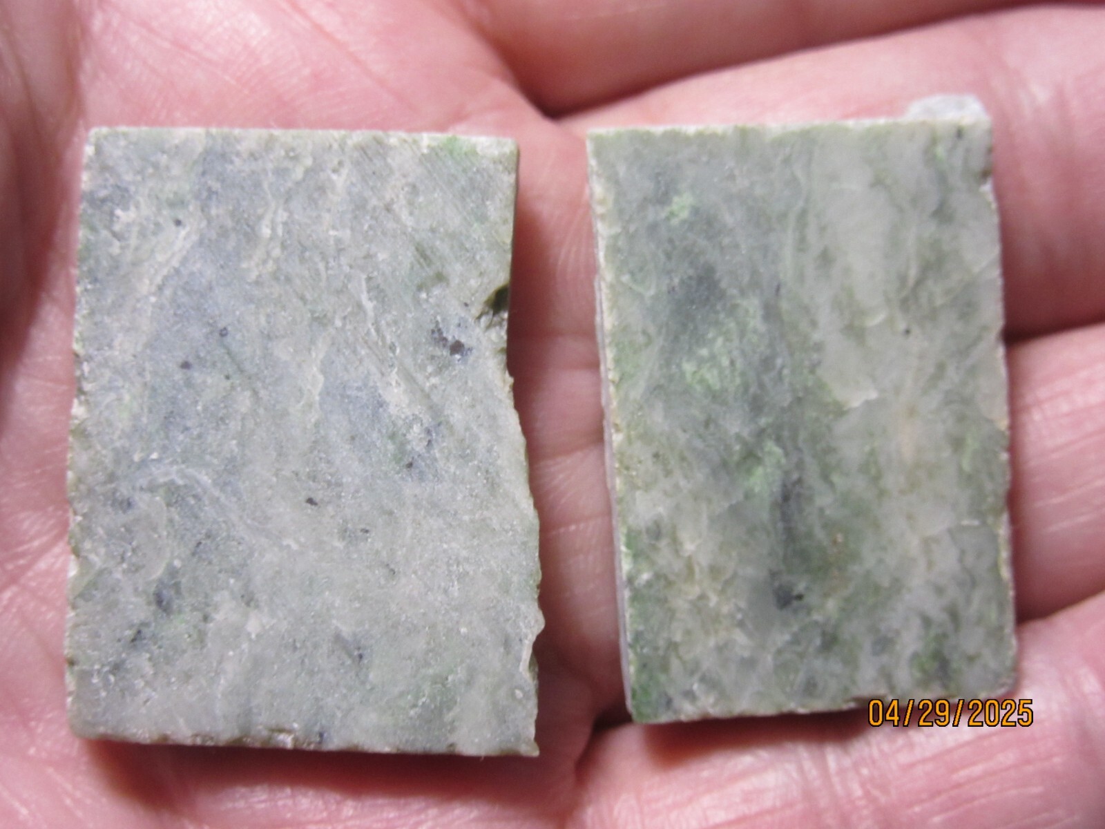 Medecino Green Nephrite Jade 1 5/16″ Slice Collectible MGNJ-60
