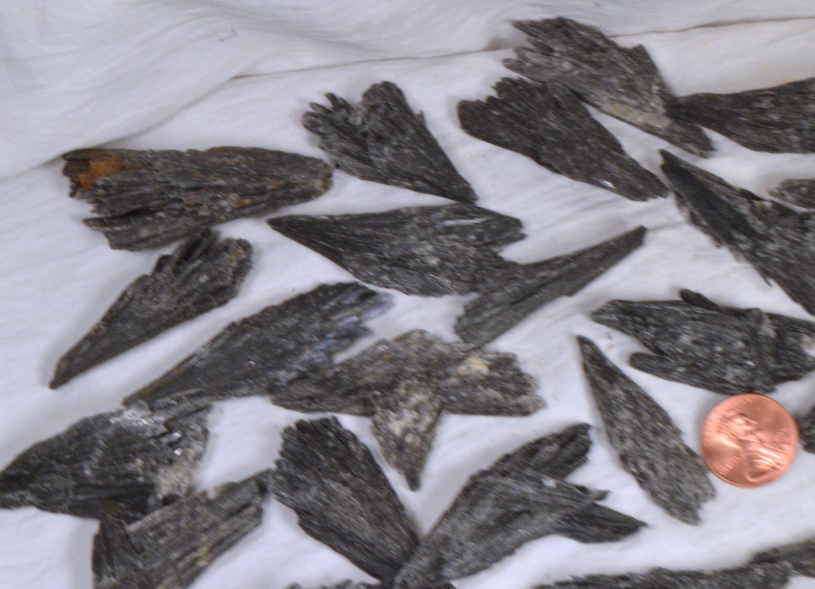 #3743 Black Kyanite – Brazil [ONE PIECE ONLY]