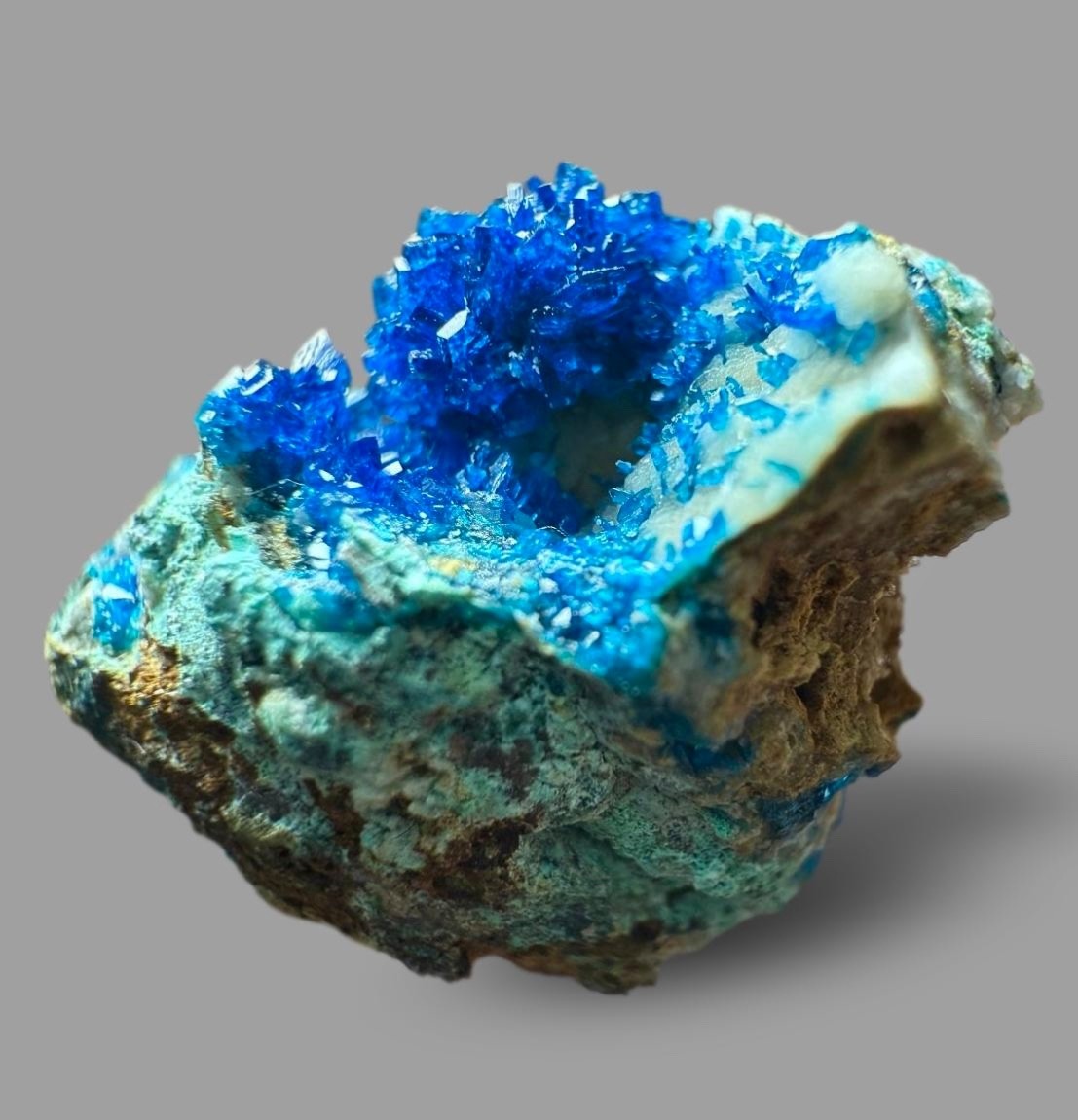 Intense Blue VESZELYITE, Laochang Mine, China