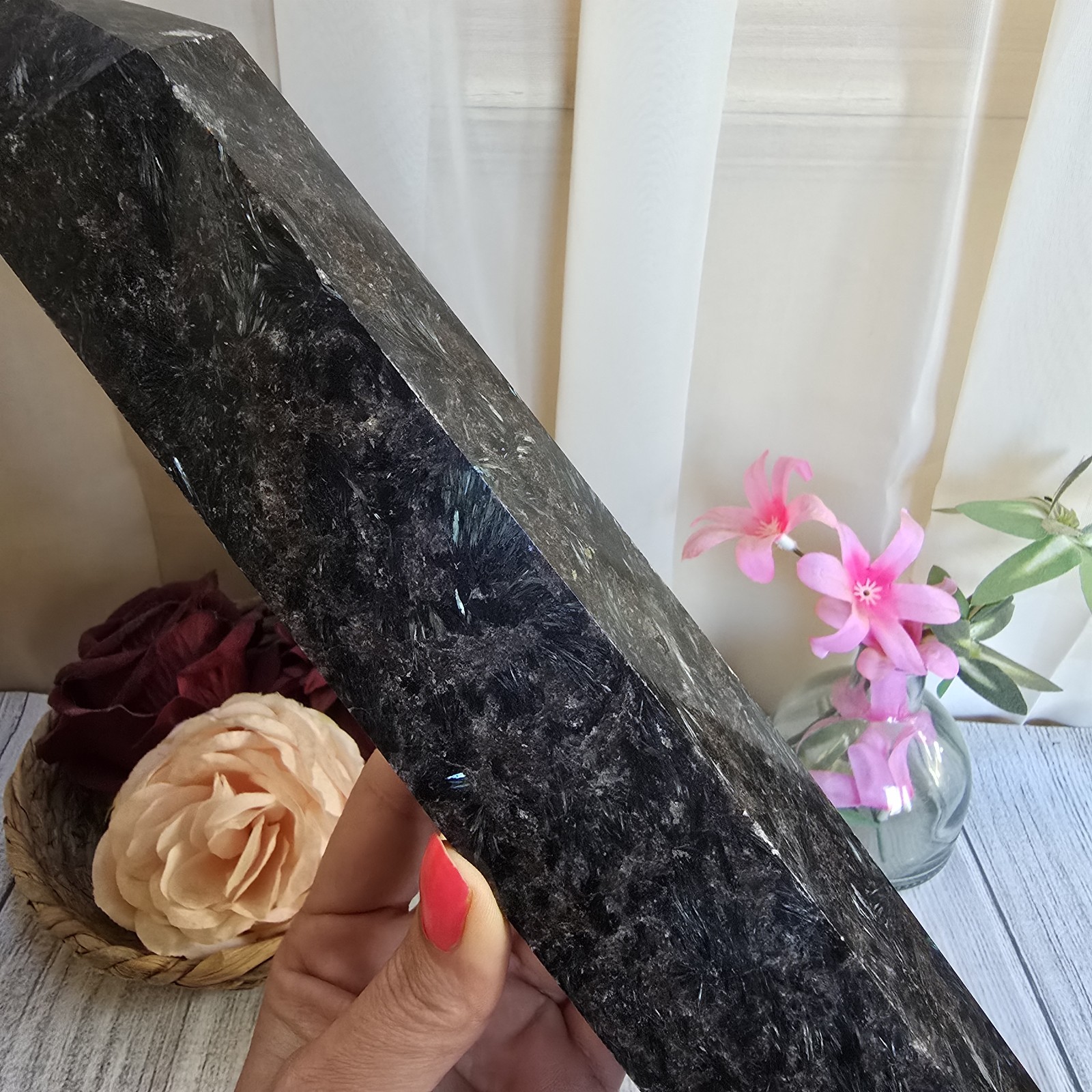 XL 11.5″ Arfvedsonite & Garnet Blue and Gold flashes Fireworks Stone Tower
