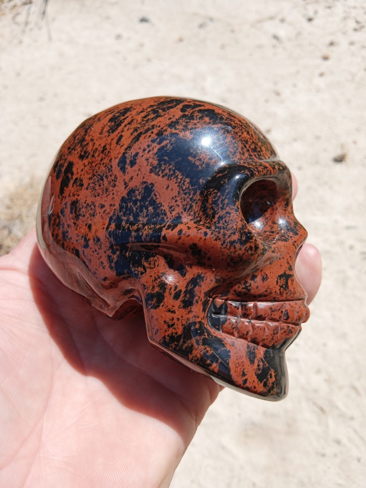Beautiful Mahogany Obsidian Crystal Skull Carving. 3.75″. Over 1 pound! SK4