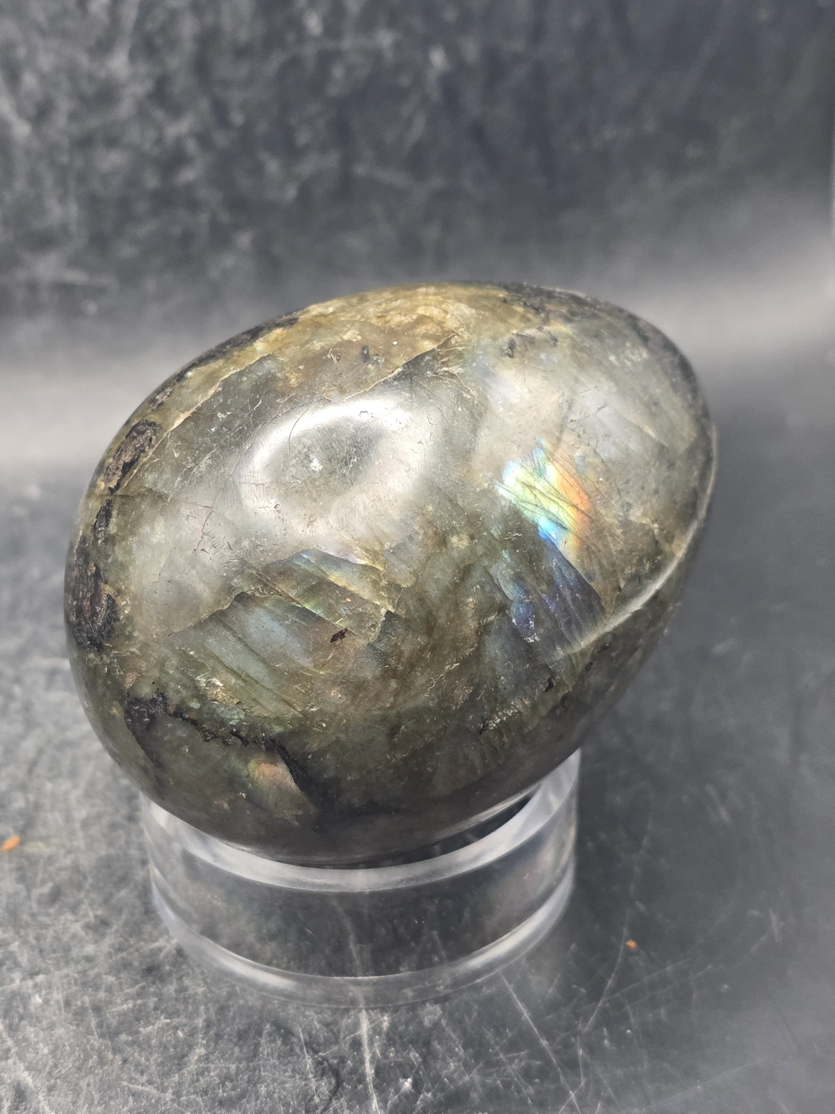 Labradorite egg! 9.2 ounces, 2.7 inches tall, 2 inches wide