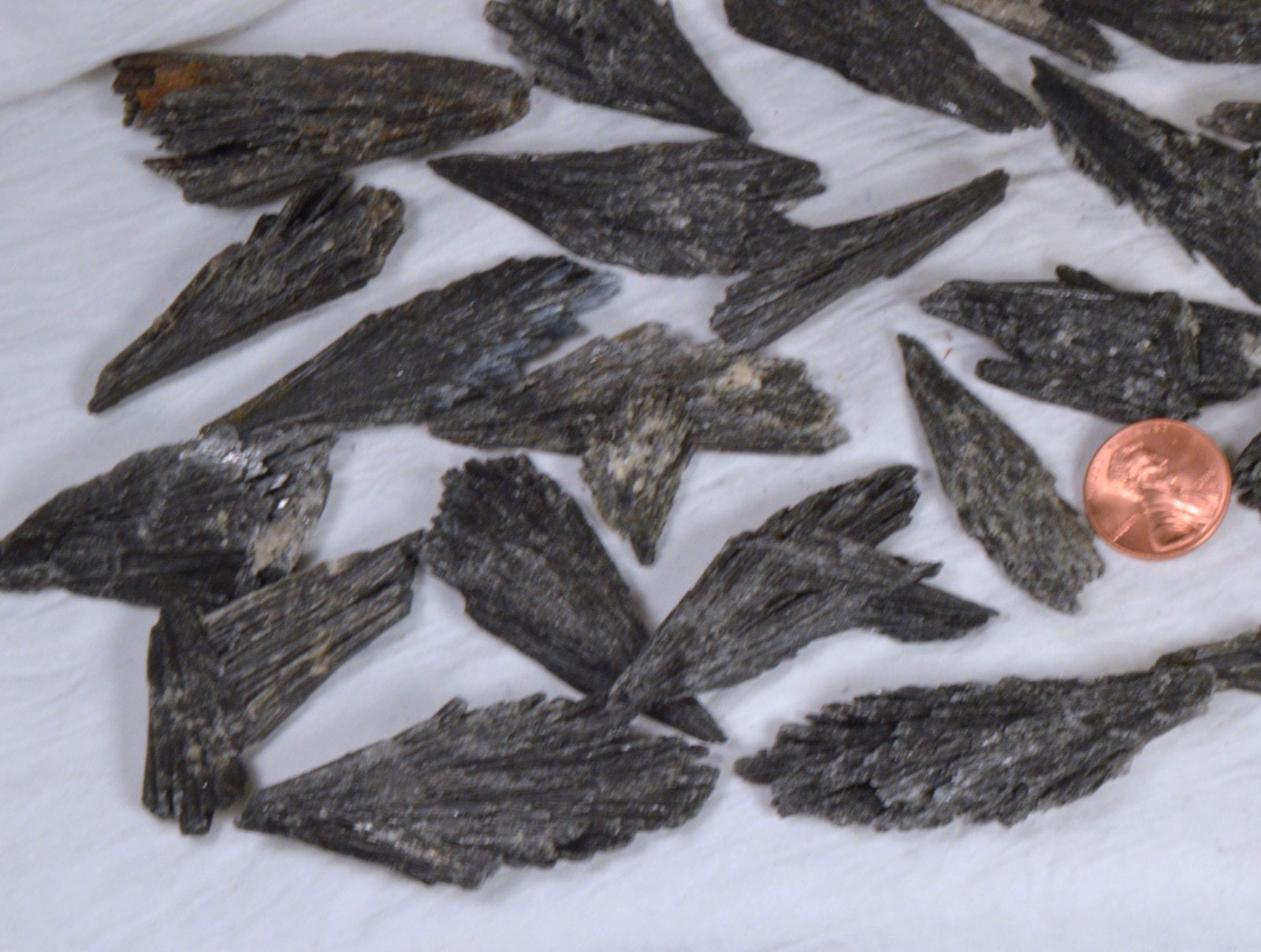 #3743 Black Kyanite – Brazil [ONE PIECE ONLY]