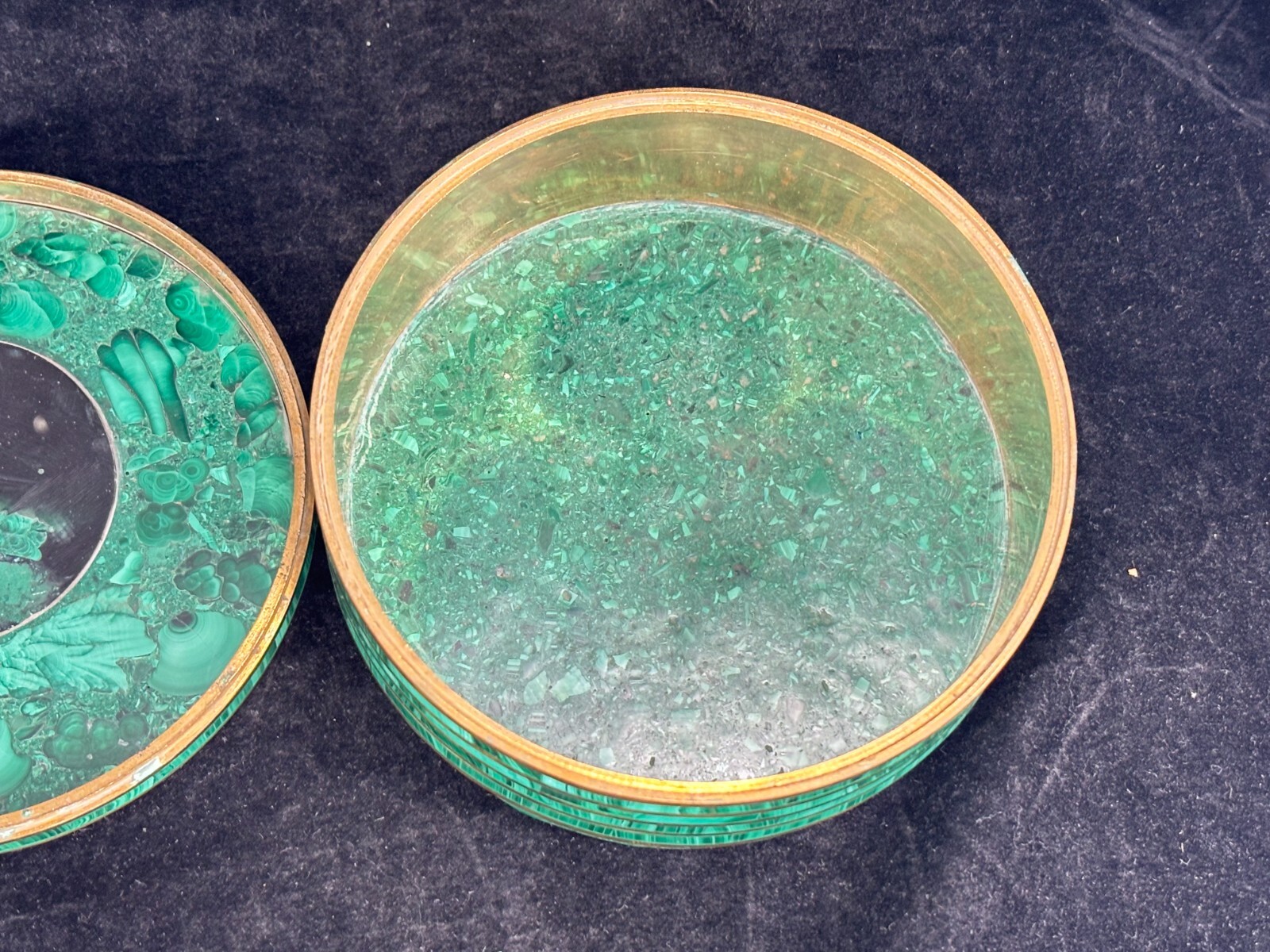 Vintage Green Malachite & Brass Round Box from Congo – Pietra Dura Scene on Top