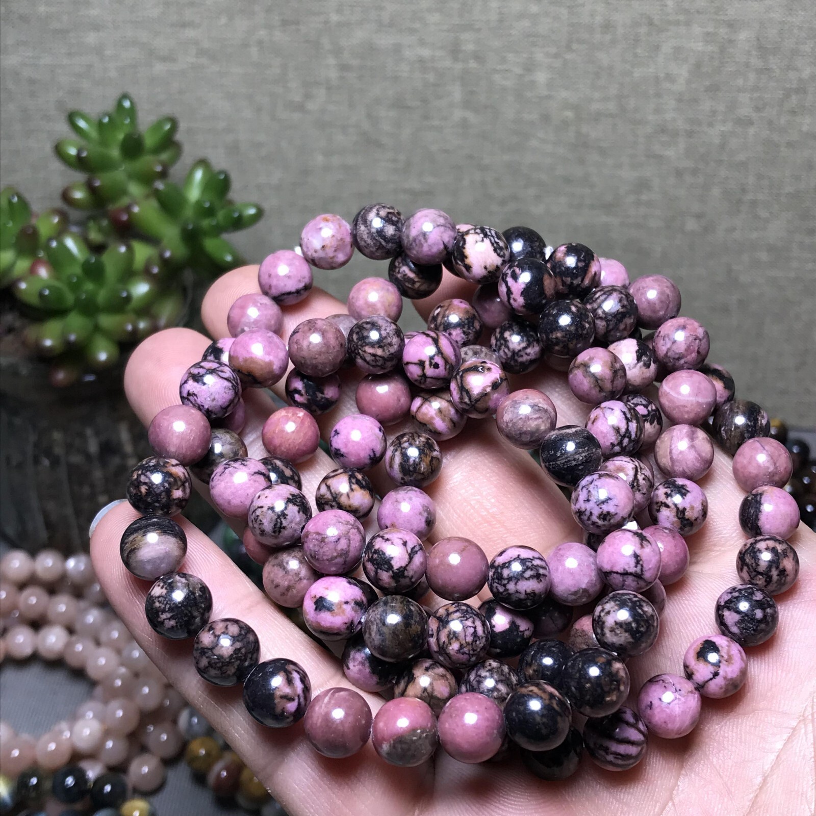 10Pcs Wholesal Natural Polish Red rose stone bracelets Crystal ball 8mm