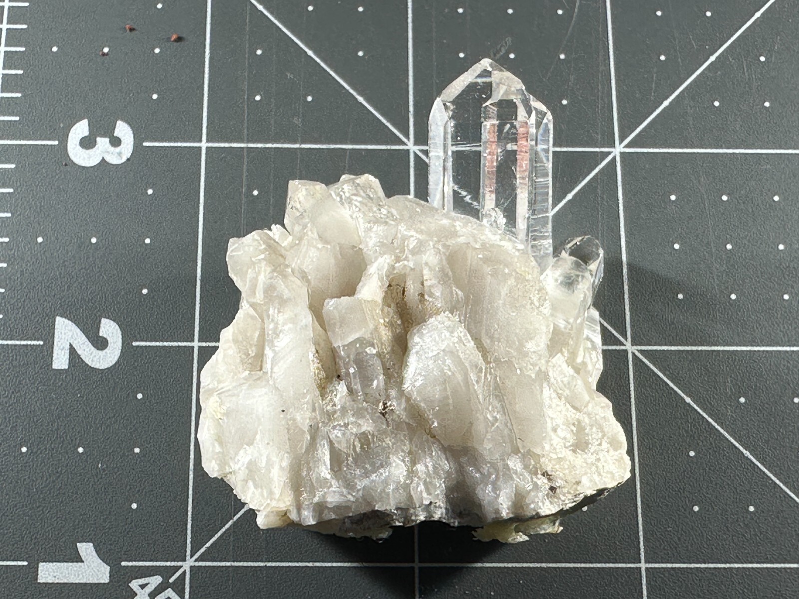 ➤ Natural 1-7/8 Inch QUARTZ CRYSTAL CLUSTER – Hot Springs Arkansas VIDEO➤345